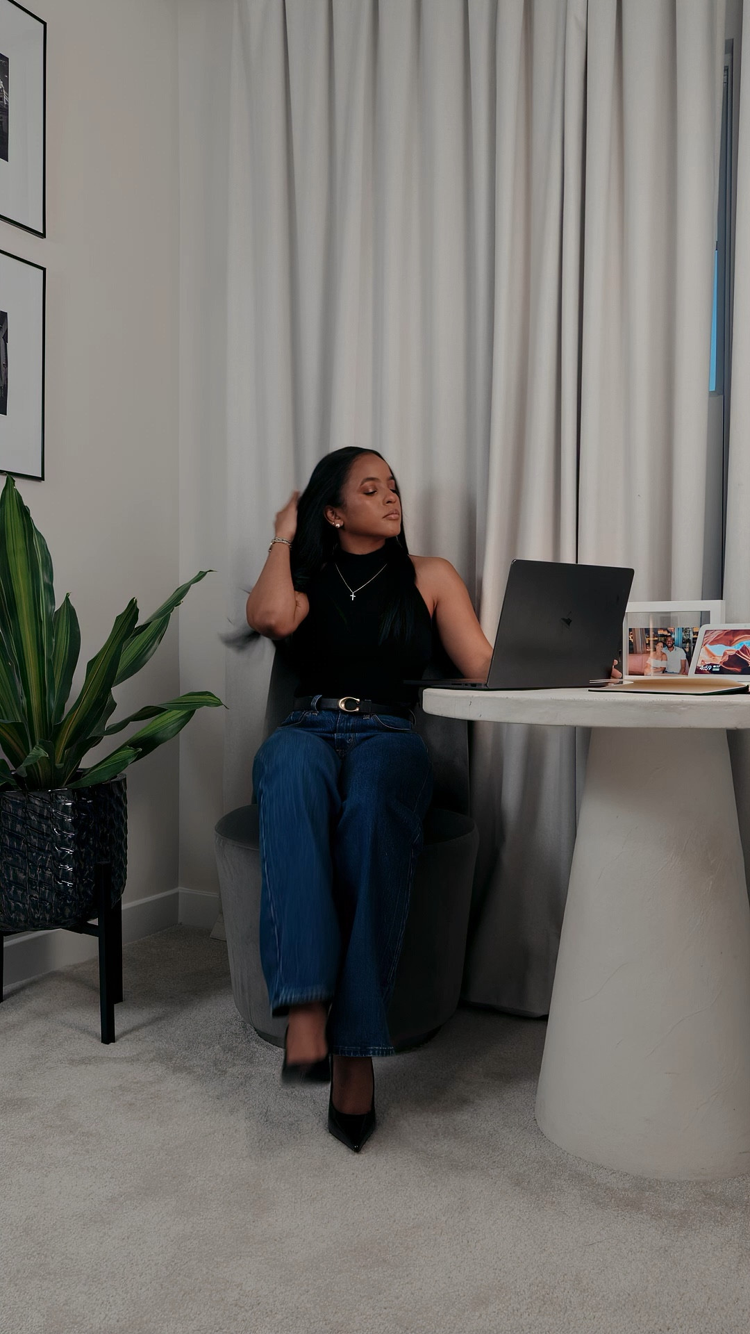 I certainly had to take off these shoes throughout the day 😅

#LTKStyleTip #LTKWorkwear #LTKShoeCrush