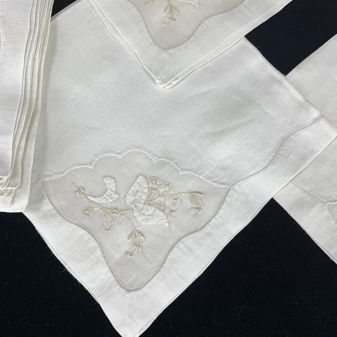 12 Vintage Linen Dinner Napkins 16 Square Ivory Sheer Appliqué Floral Corners Wavy Edges Excelle... | Etsy (US)