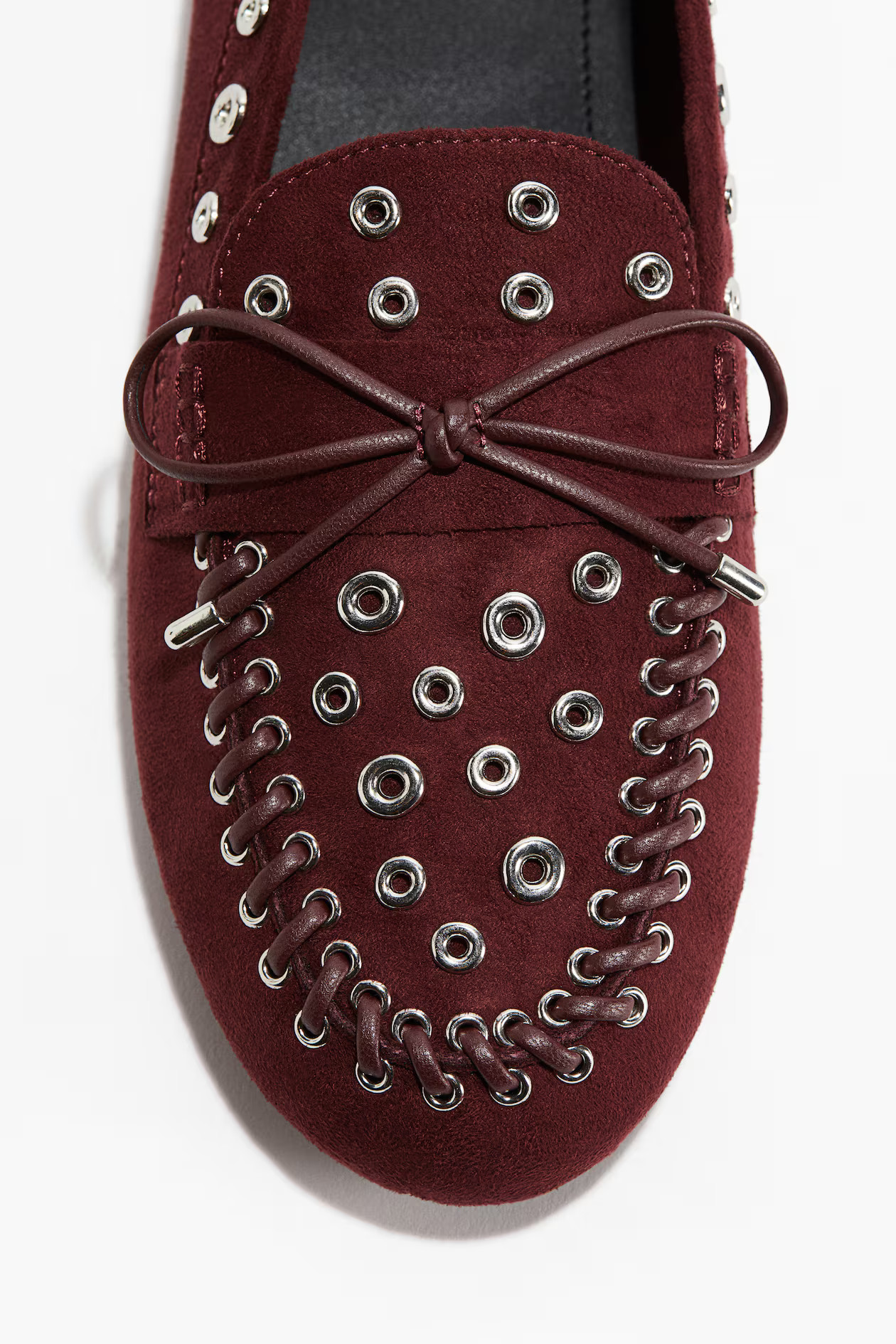 Loafers met metalen oogjes | H&M (DE, AT, CH, NL, FI)