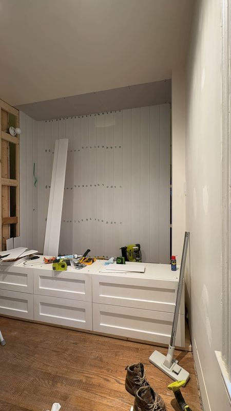 Shiplap and Brad nailer (one of my favourite tools!)