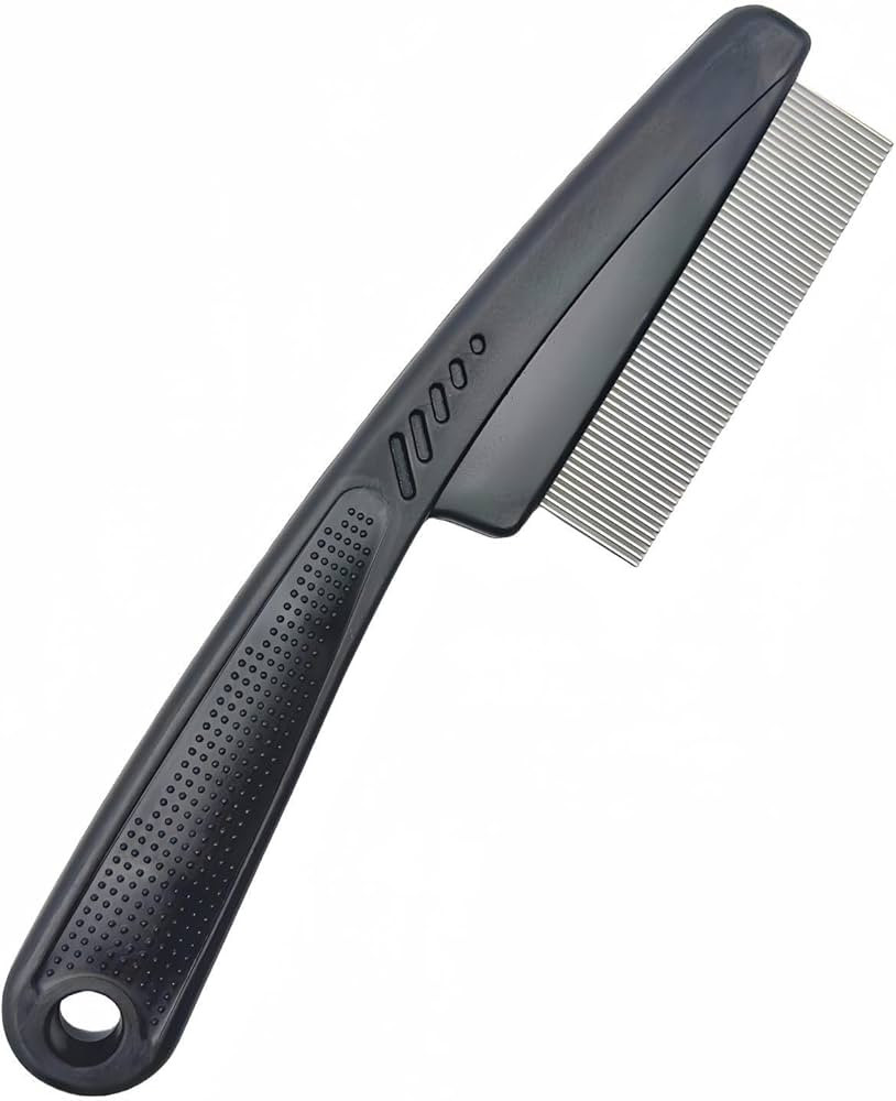 Yumflan Dandruff Comb, Stainless Steel Fine Tooth Dandruff Remover, Professional Scalp Comb Hair ... | Amazon (US)