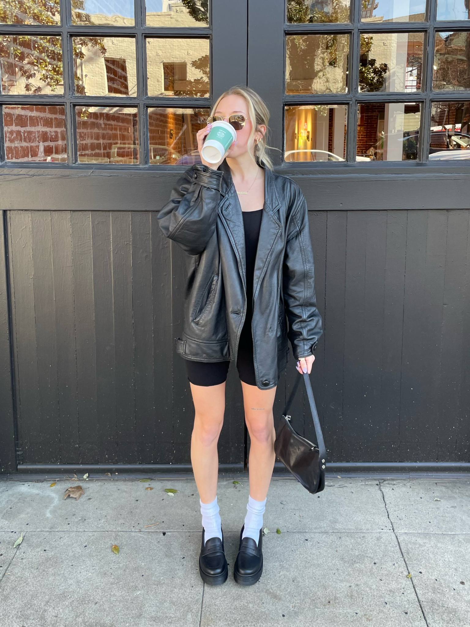 ☕️🖤

#LTKshoecrush #LTKfit #LTKunder50