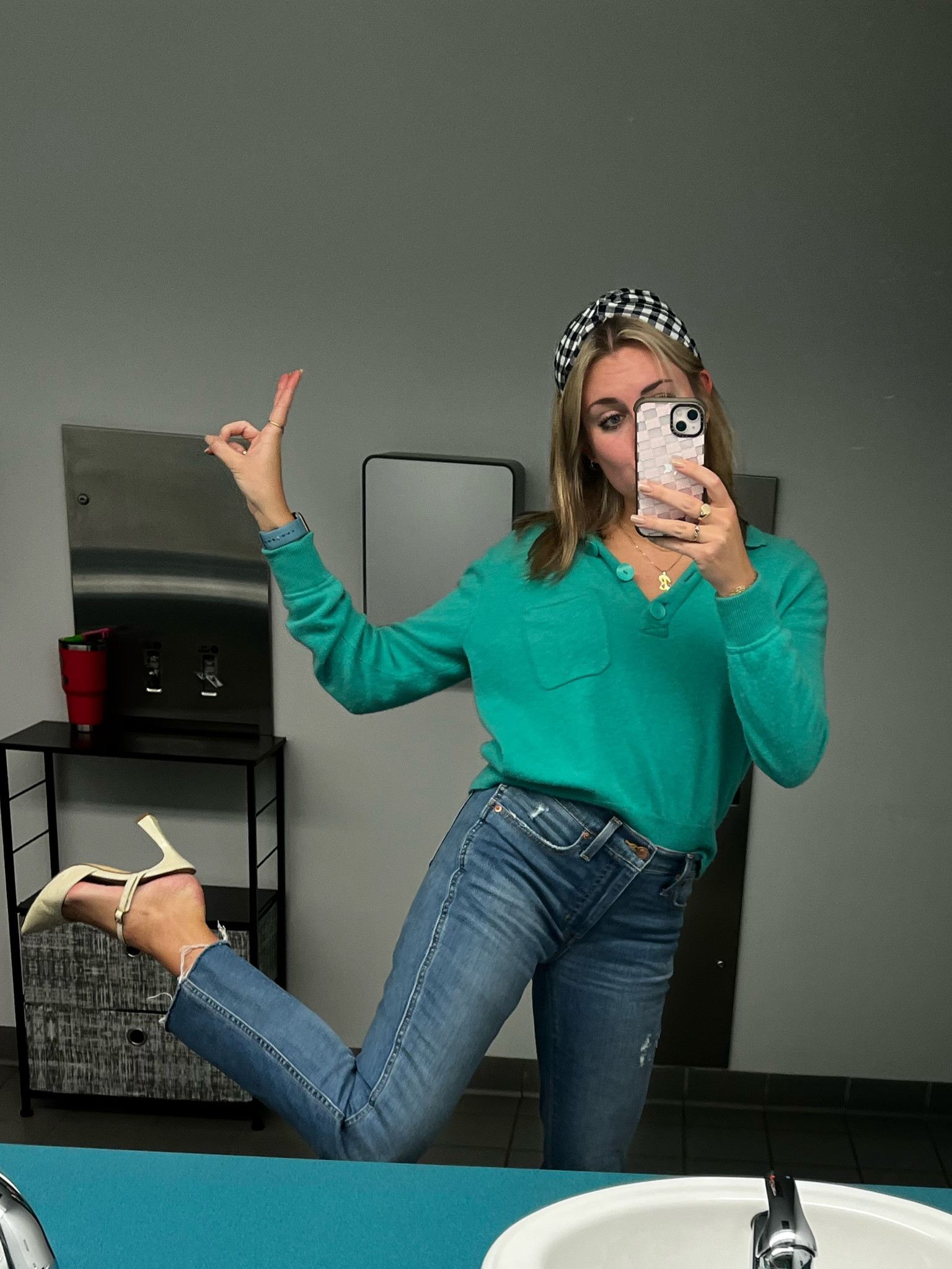 Friday OTC! Wearing a medium in the sweater, 27 jeans, and size 8.5 in the shoes - feeling cutie and comfy all in one. These jeans make day 2 night wear easy! 

#LTKworkwear #LTKfit #LTKsalealert