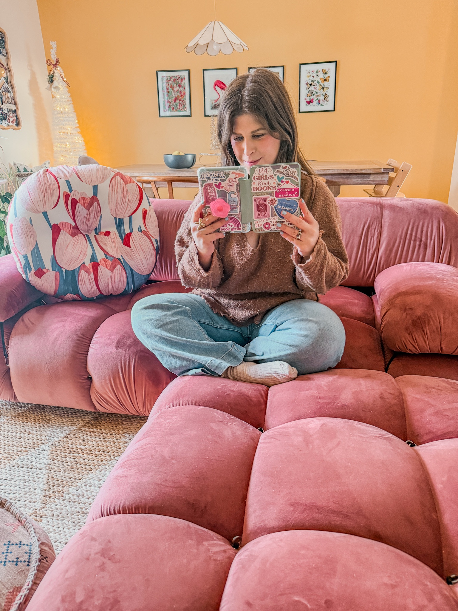 A cute kindle cover with stickers and washi tape



#LTKStyleTip #LTKHome #LTKFindsUnder50