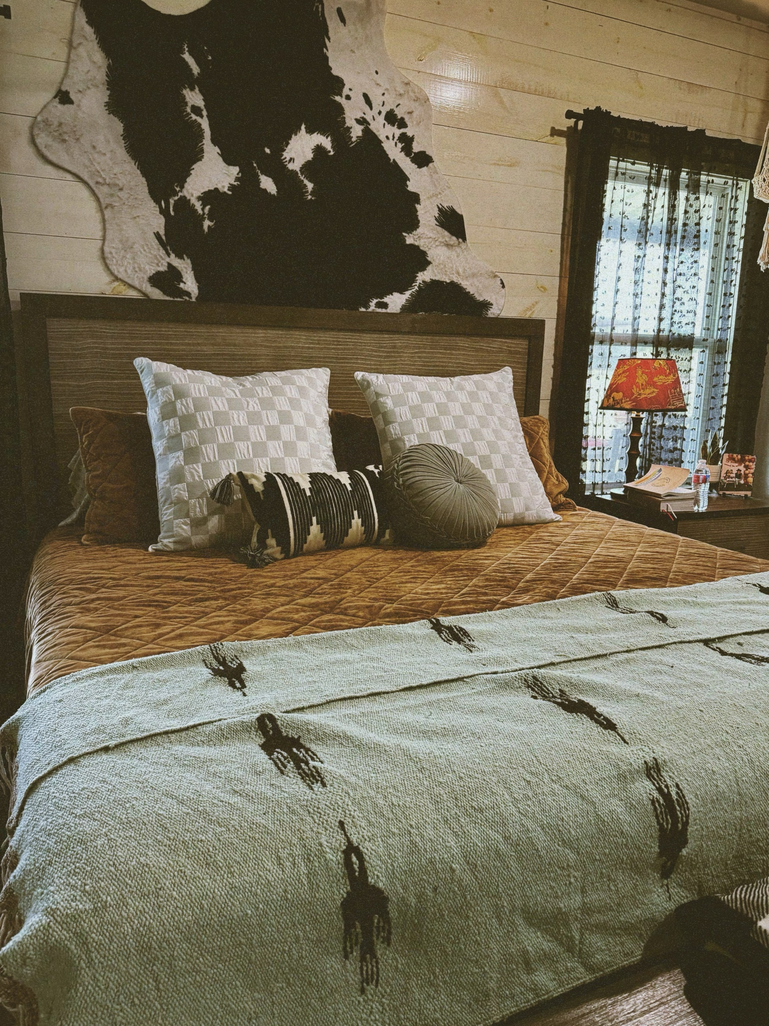 HOME
#westernhome #vintage