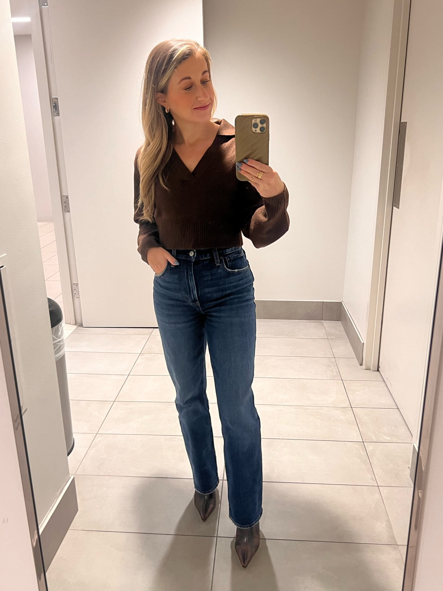Work OOTD 1.18.2024

Sweater - H&M (old, linked similar)
Jeans - Abercrombie
Boots - Steve Madden
Earrings - Amazon
Lippie - Dr. Dennis Gross gloss (Sephora)

#LTKworkwear #LTKstyletip #LTKshoecrush