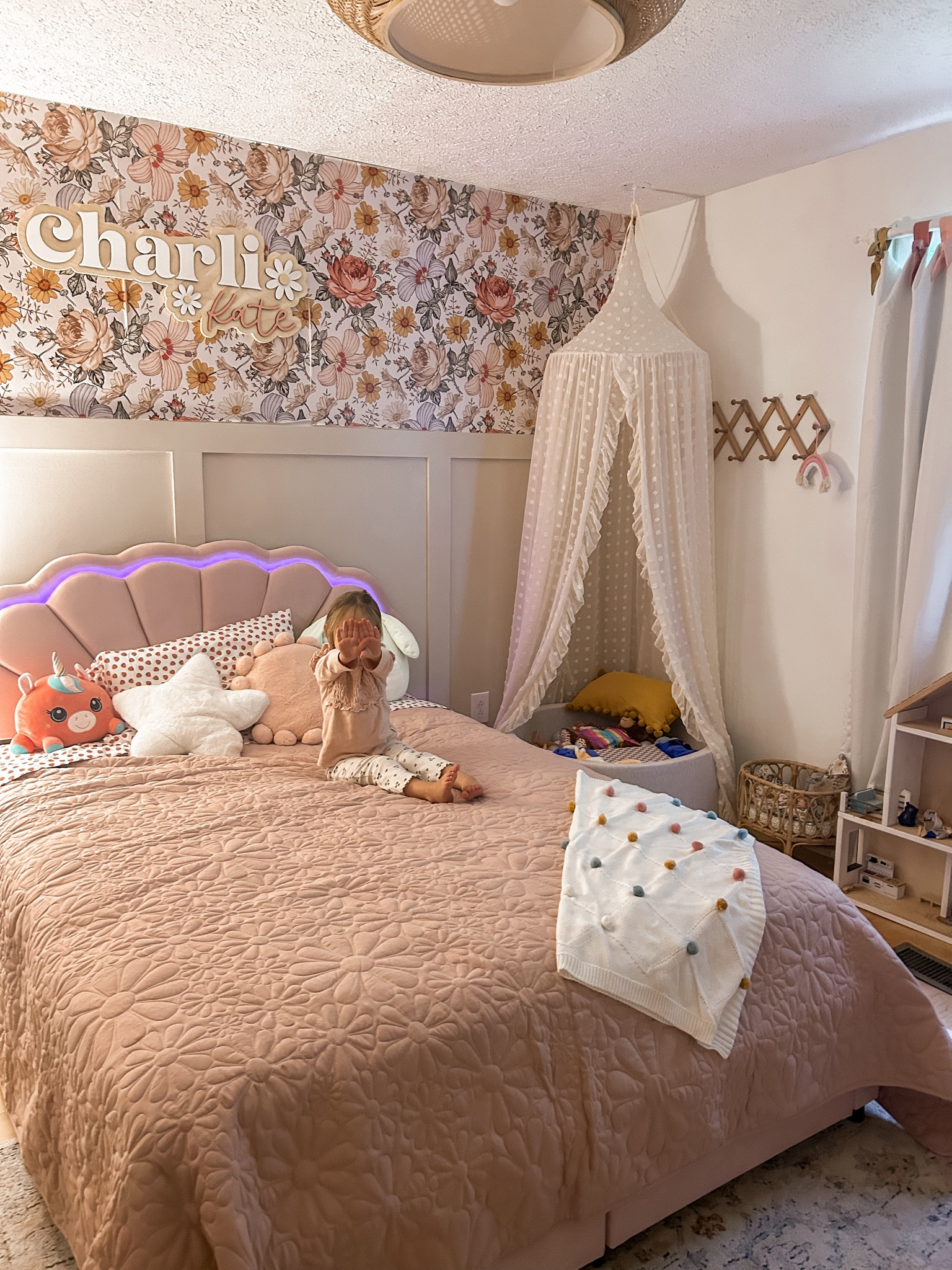 Girls bedroom decor

#LTKHome #LTKFamily #LTKKids