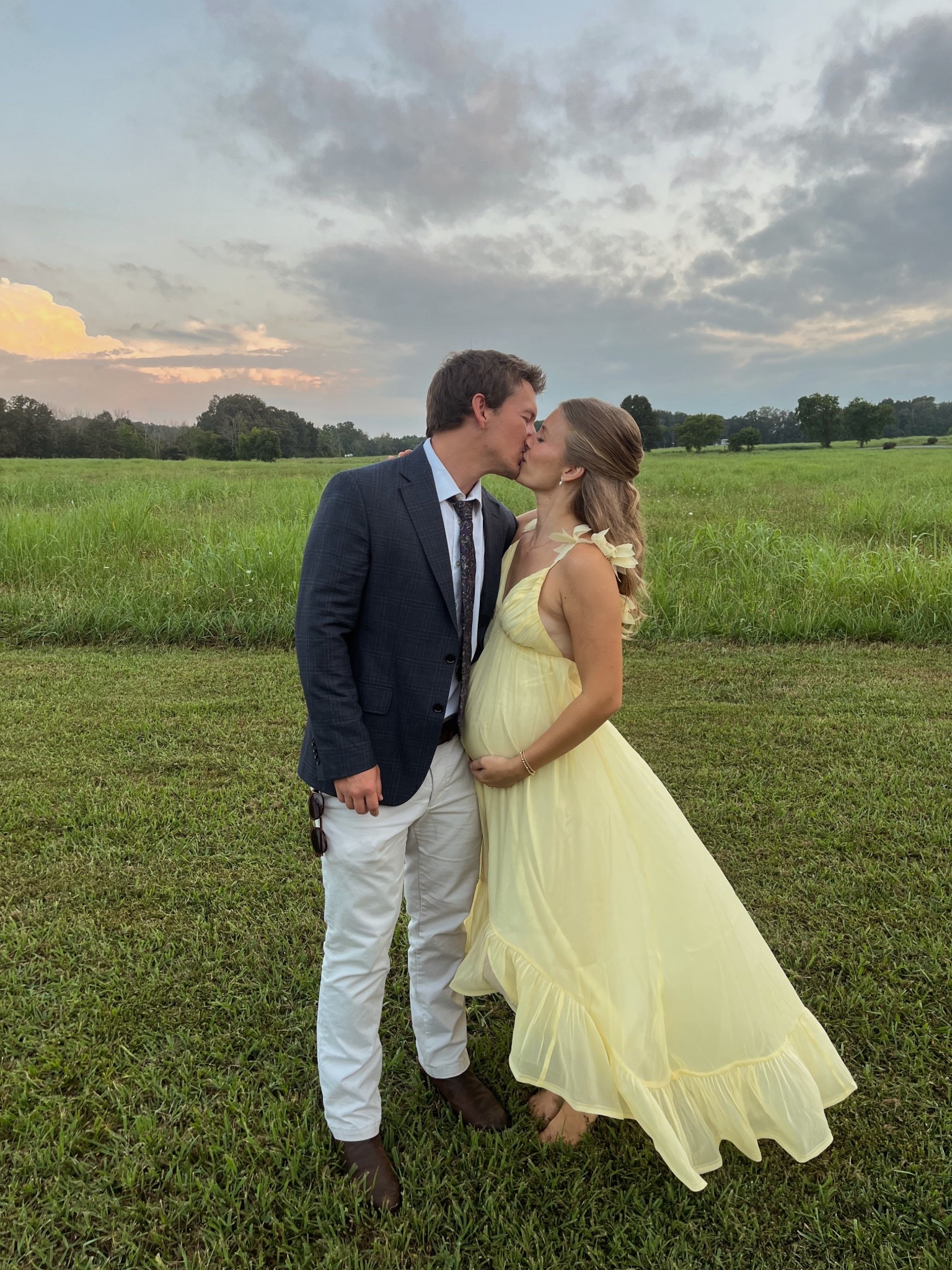 Wearing a size small! The synched waste is a little tight and I could’ve sized up to a medium!

#LTKStyleTip #LTKBump