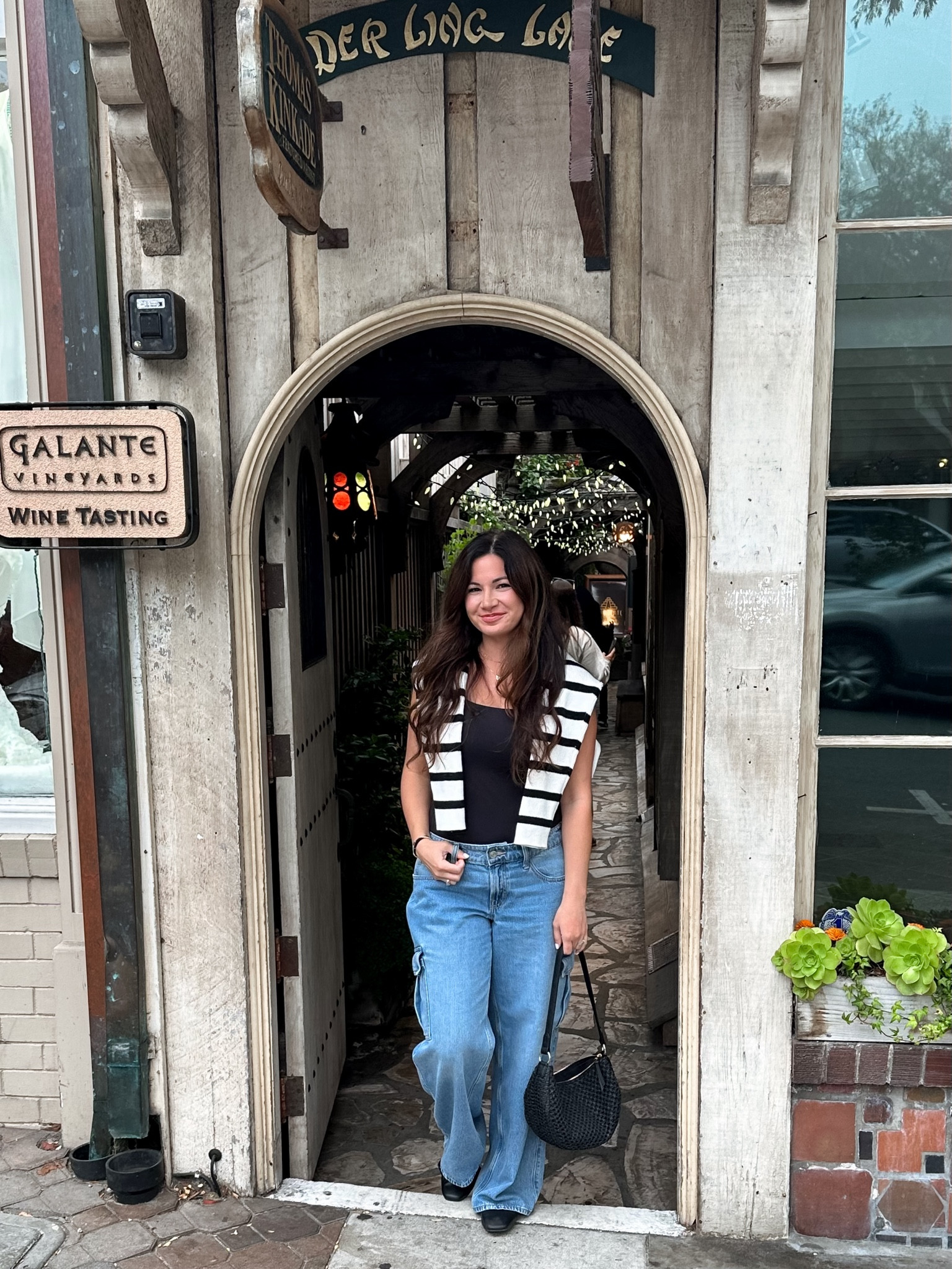 Striped cardigan
Cargo low rise/mid rise jeans - on sale
Thick, high quality, square neck, black tank 
Black ballet flats 
Butterfly necklace 

Hollister | target | amazon | Kendra Scott 

#LTKFindsUnder50 #LTKShoeCrush #LTKSeasonal