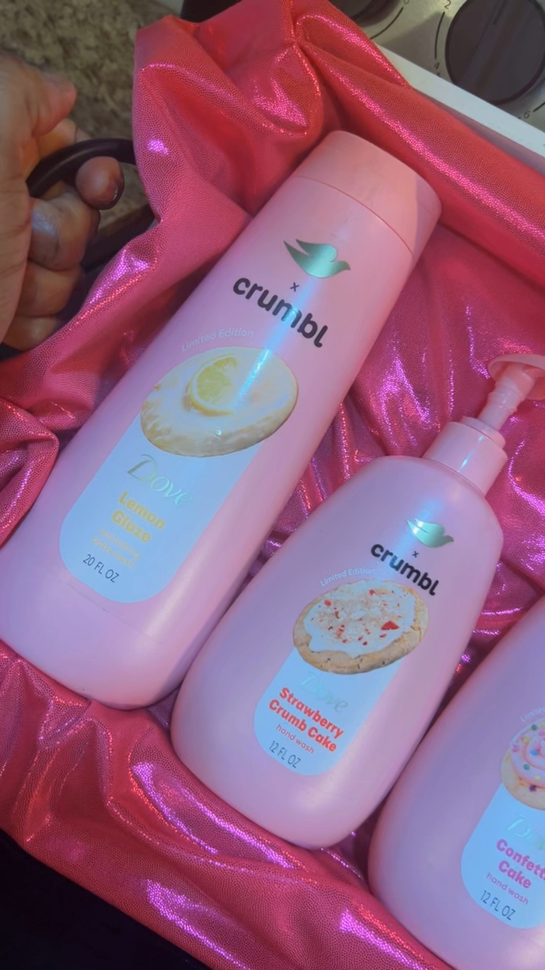 DOVE X CRUMBL