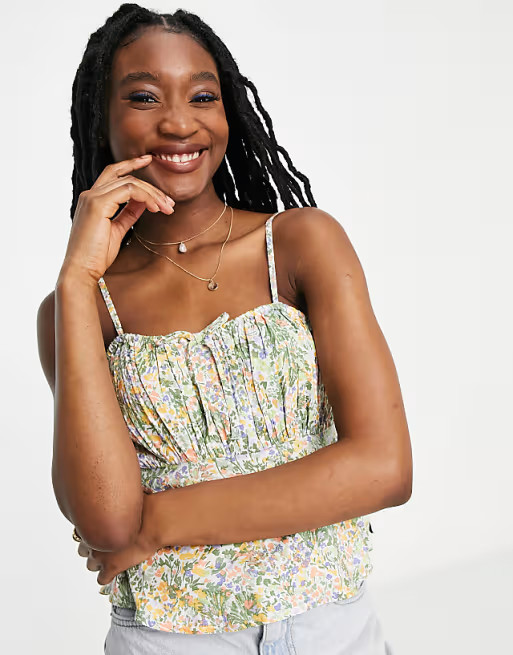 Miss Selfridge gathered bust 90s cami top in meadow floral | ASOS (Global)