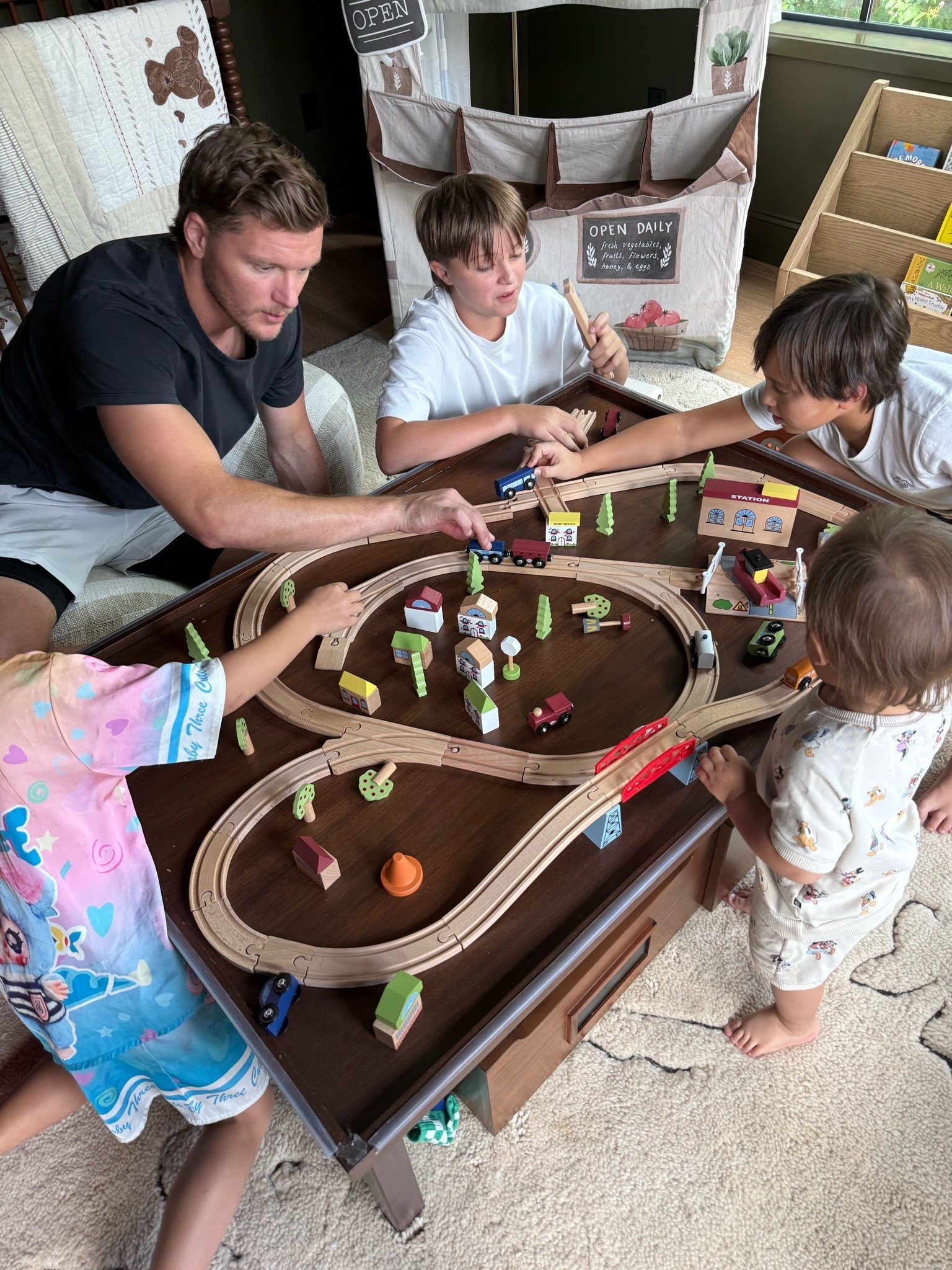 Our toddlers train set