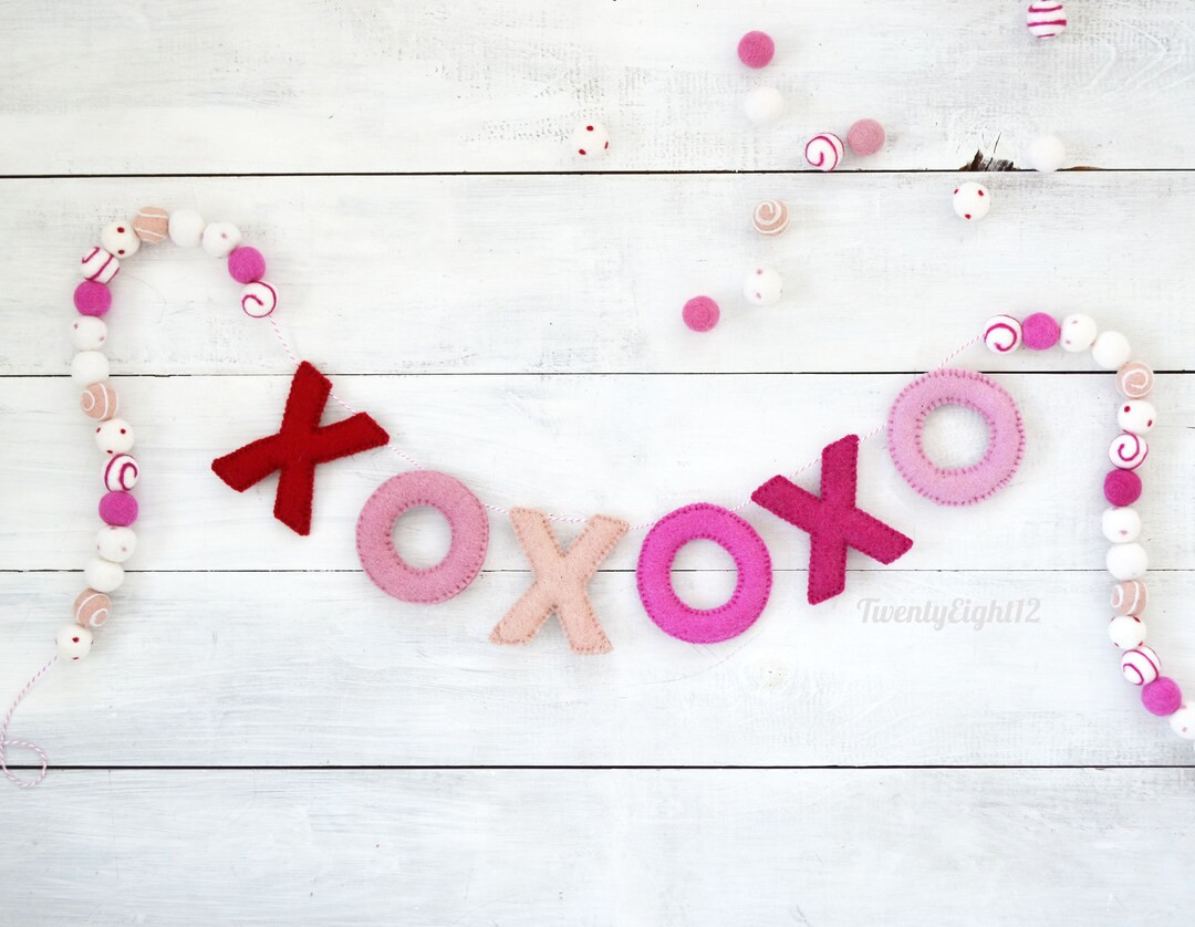 Valentines Felt Garland - Valentines Felt Ball Garland, Valentines Banner, XOXO Felt Ball Garland... | Etsy (US)