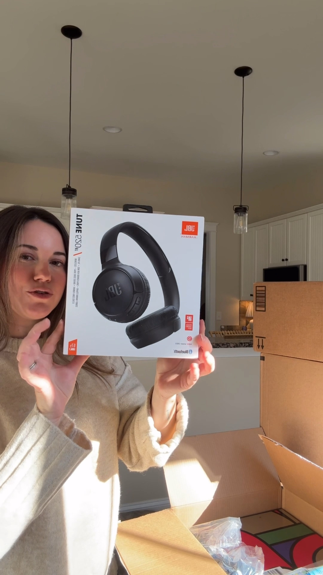 Vlogmas day two! Amazon gifts unboxing, cozy lounge set, gift from Laundress, ootd.
Got a size large in the set! 
Vest is a medium. 

#LTKGiftGuide #LTKHoliday #LTKdayinmylife