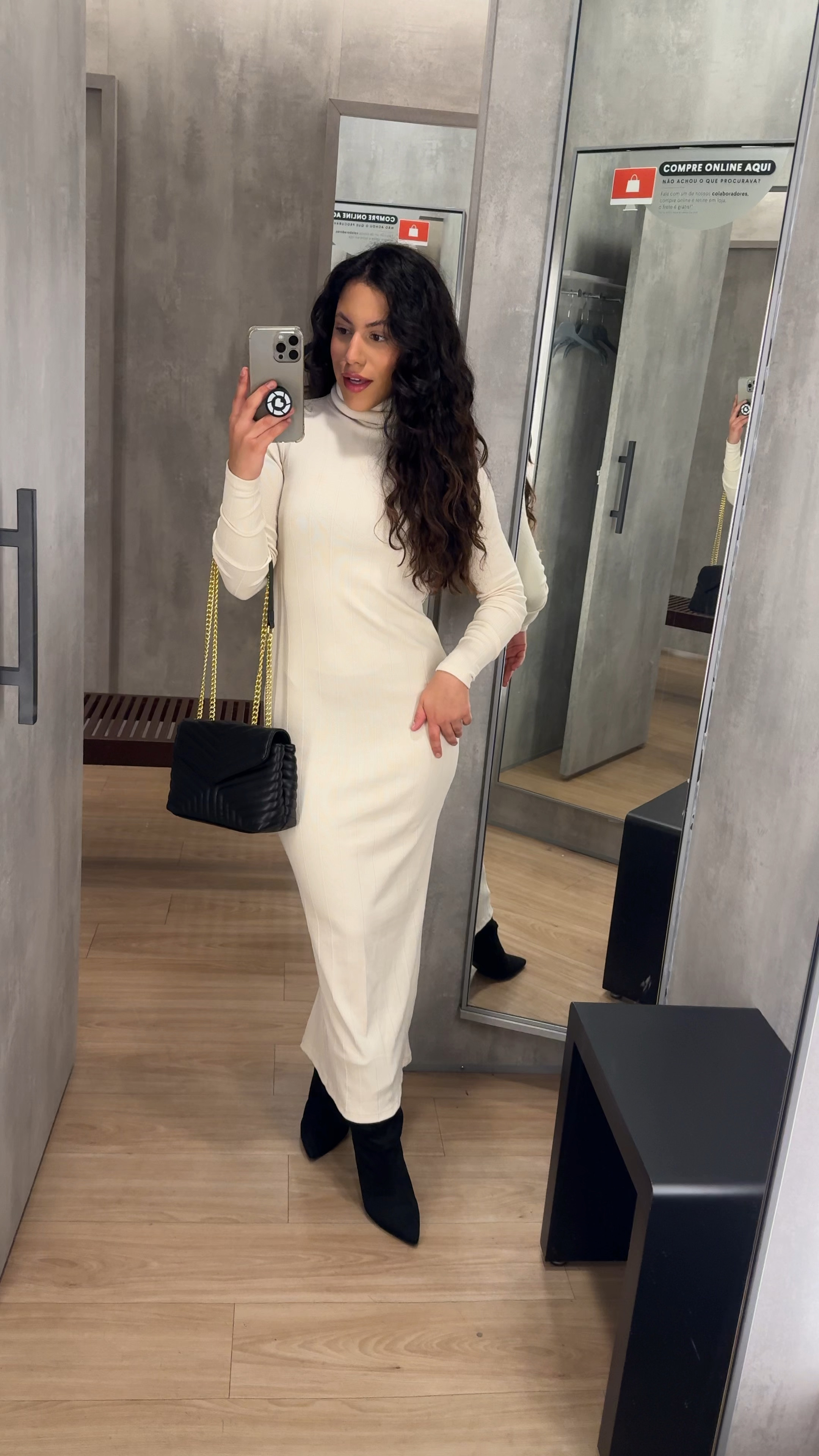 Detalhes do vestido em movimento 
Link é da Renner! 

#LTKbrasil