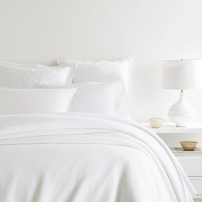 Wilton White Duvet Cover | Annie Selke