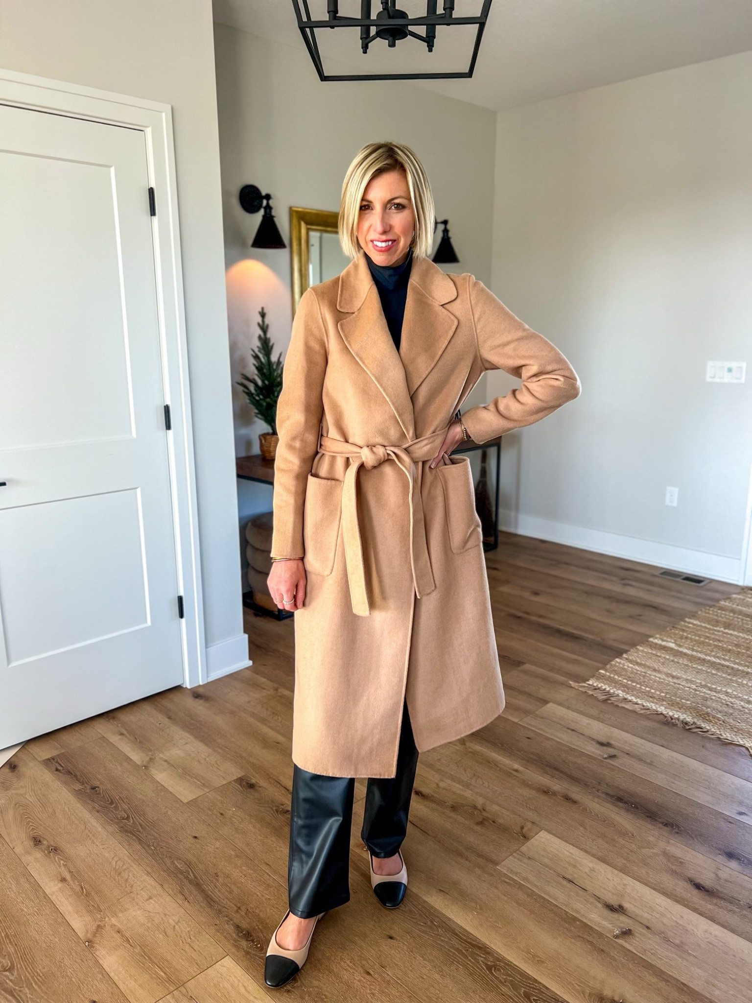 Style Hack: How to tie a belted overcoat 

#LTKHoliday #LTKSeasonal #LTKstyletip