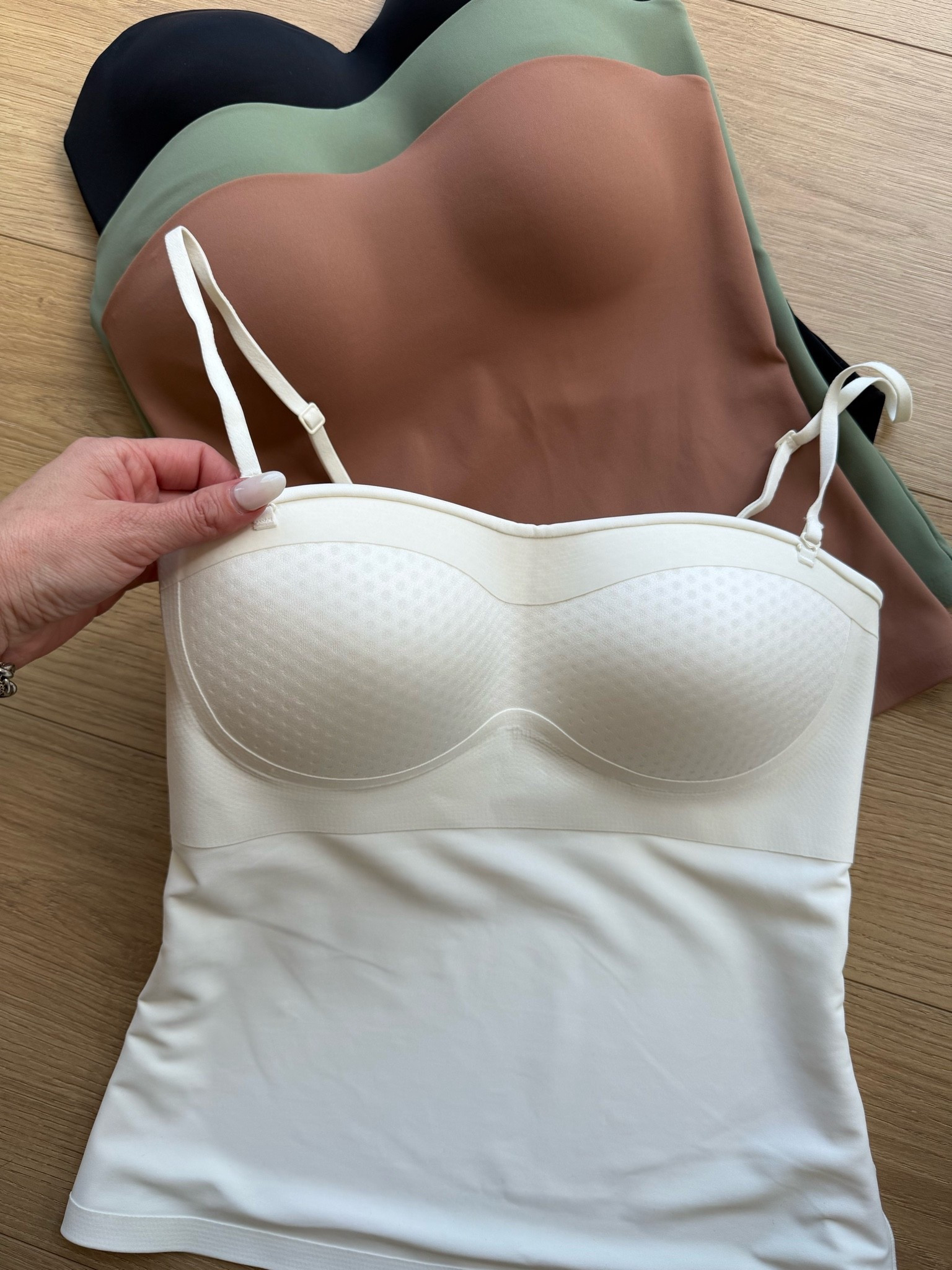 Perfect summer basic☀️

Size: small

#LTKgrwm #LTKdayinmylife #LTKootd