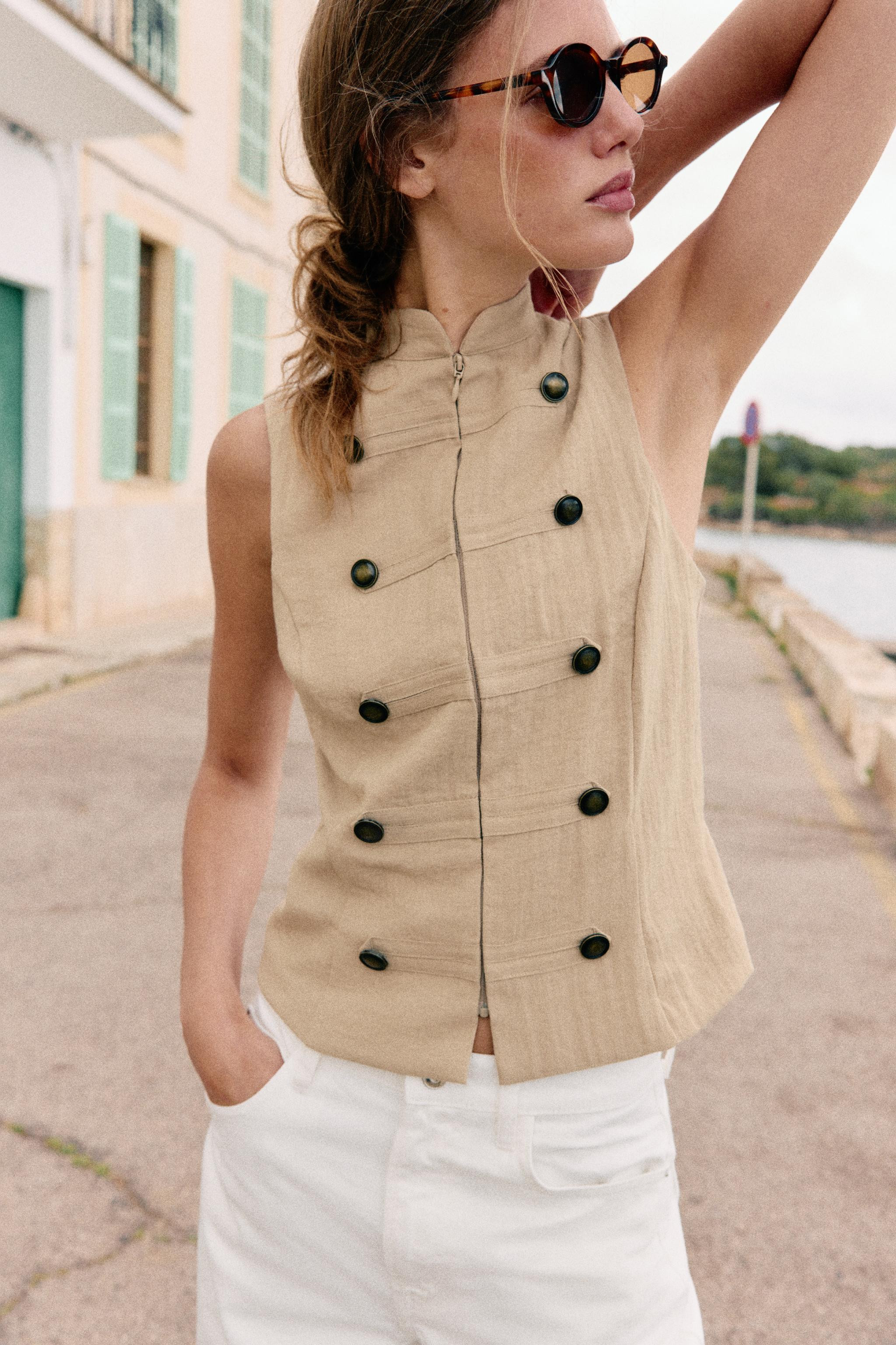 SLEEVELESS BUTTON SHIRT | Zara US