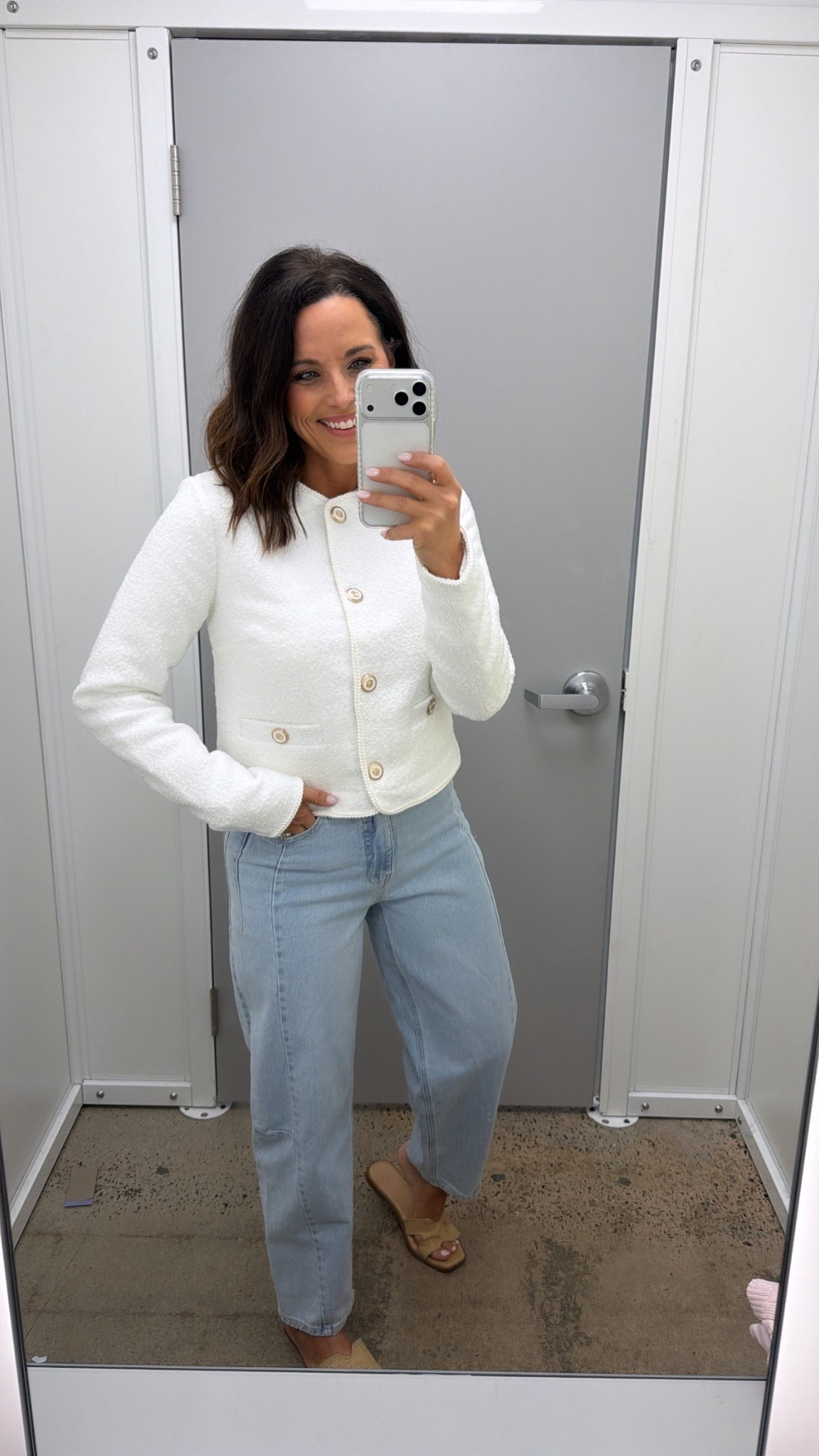 y’all this walmart coat is SO cute 🤍
the perfect lightweight layer to throw on over anything this spring… makes every outfit look more put together
#walmartfinds #springoutfit #lightweightjacket #neutralstyle #casualchic #everydayoutfit #ltkstyle #ltkfinds
