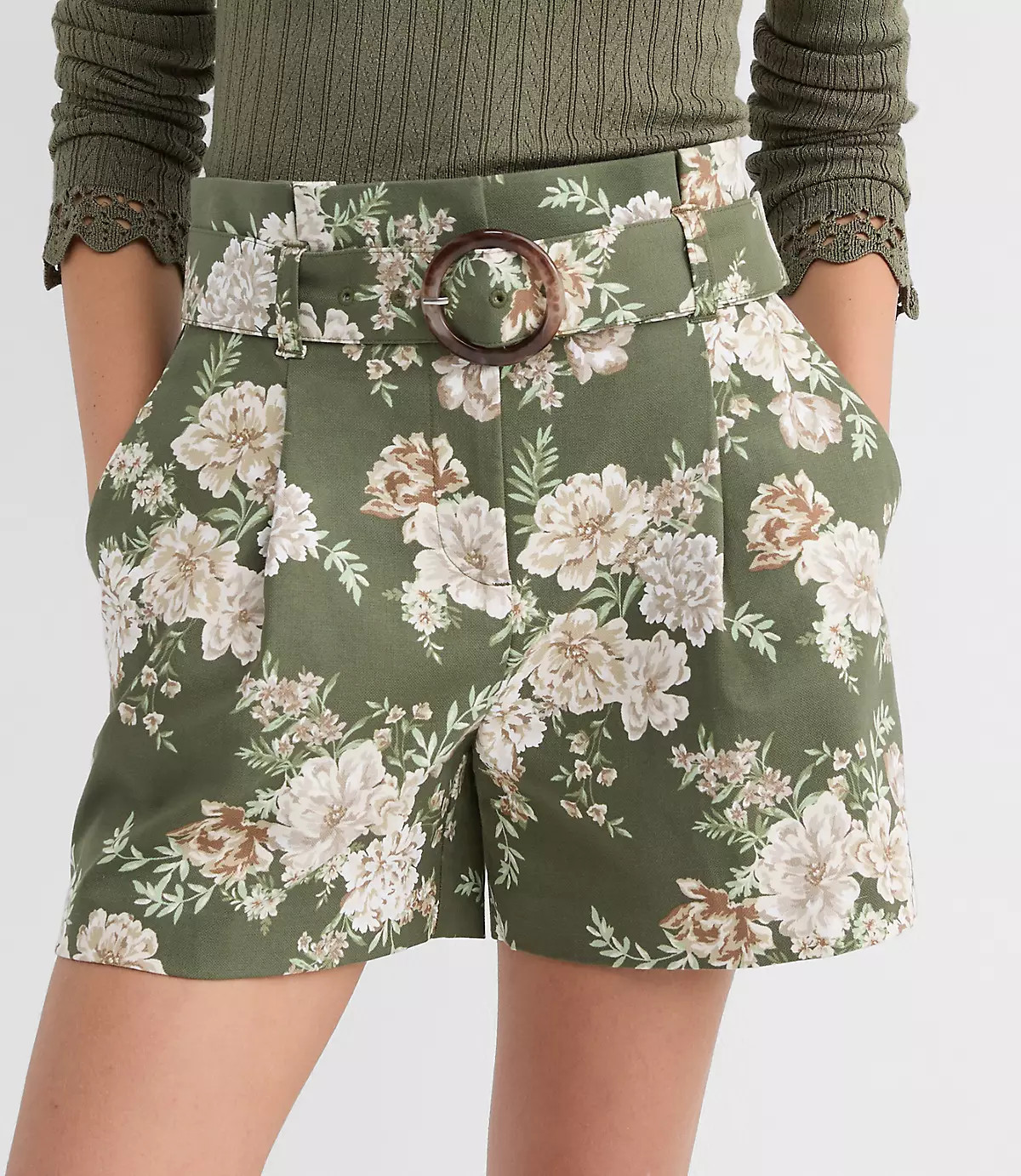 Round Buckle Belted Shorts in Floral | LOFT