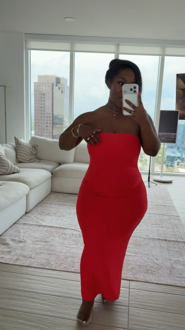 Easy slip on maxi dress for summer ☀️ Dress is only $10 and comes in blue and black too 🤏🏾🤏🏾

Dress: Size L

Use code EMMYXSPANX for $$ off my undergarments linked below! 

Also linking the rest of my Walmart haul below 🙌🏾 

Vacation outfits, summer dresses, summer outfits, Emmy Petit

#LTKSeasonal #LTKootd #LTKMidsize
