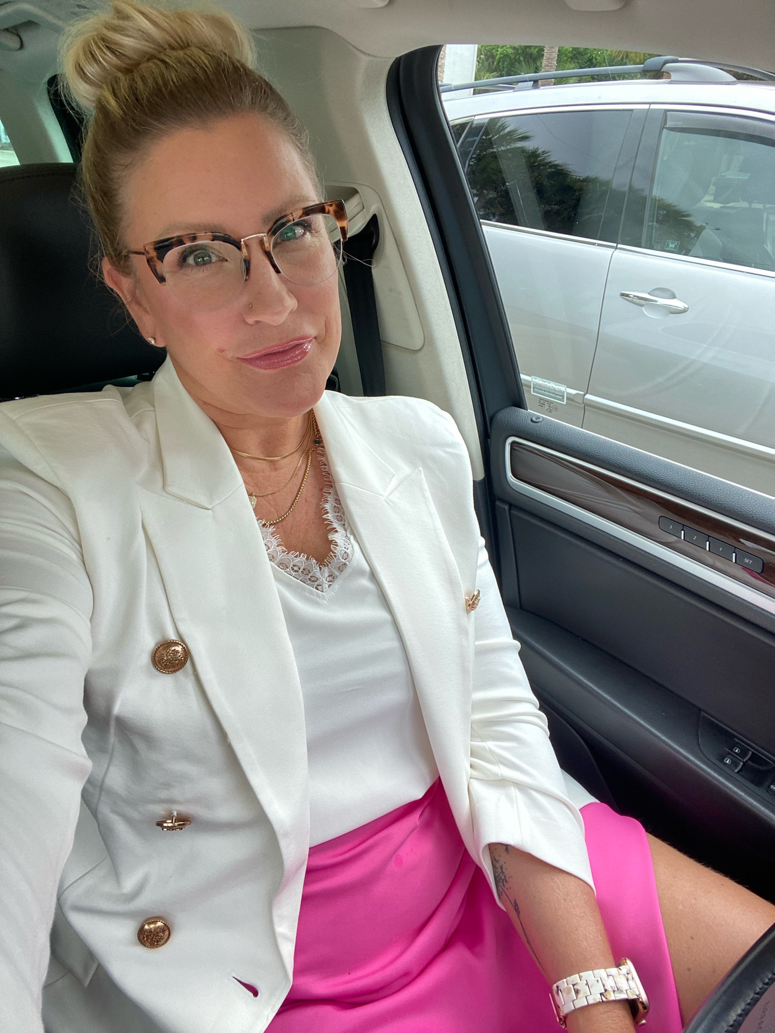 New favorite outfit! When looking for expensive looking pieces on a budge, find details…like the gold buttons on this blazer! It is stunning!

Wearing XL in the blazer, could have stayed try to size as it is stretchy. 
I have the tank in red as well. Getting all the colors!
Skirt is a must and comes in other colors! 
Headed to the office!!

#walmartfinds #targetfinds #amazonfinds #workwear #officewear #powerlook #ootd #nycfashion #blazer 

#LTKbeauty #LTKstyletip #LTKFind