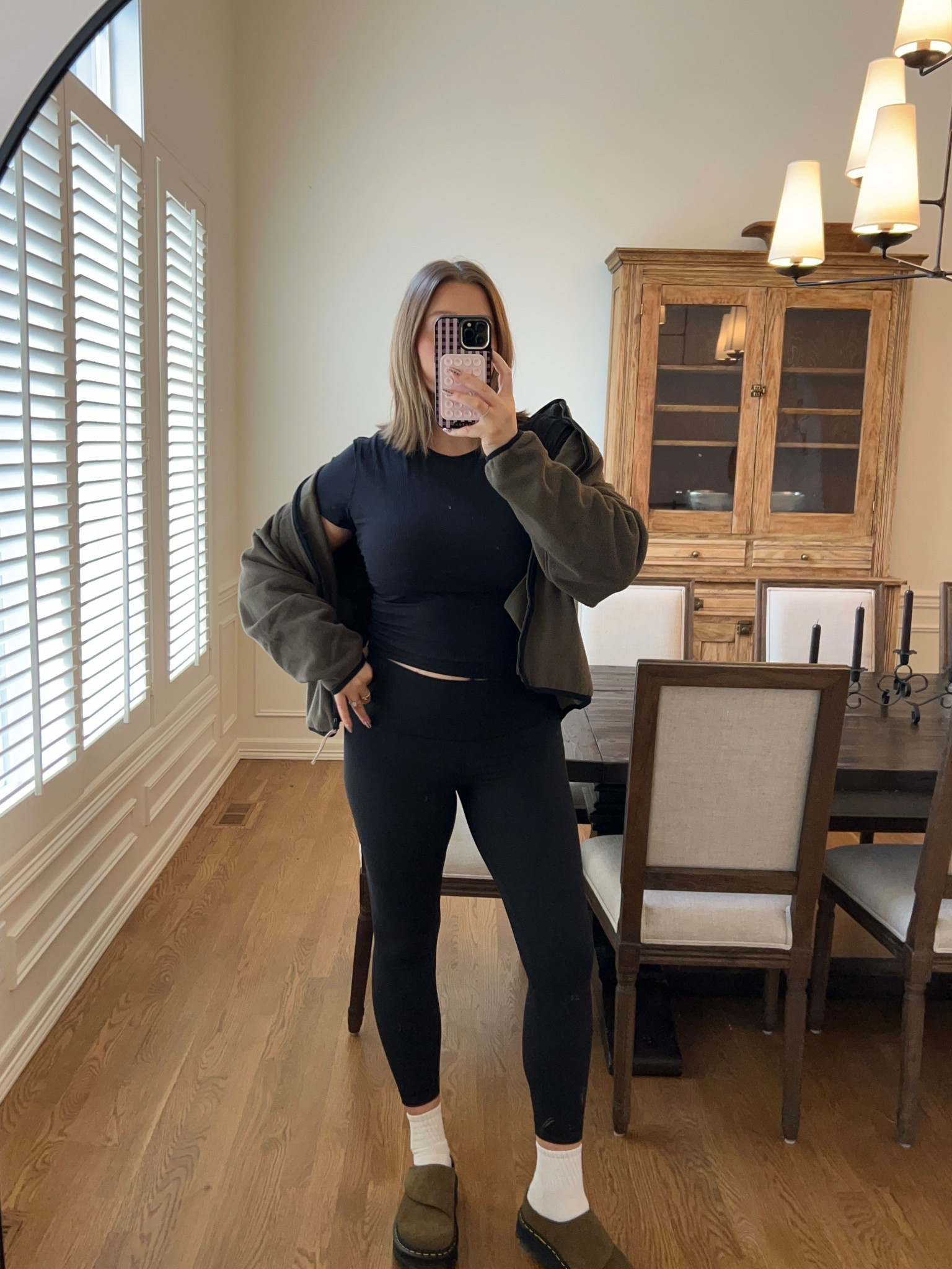 @lululemon sale!! Size 10 in tops, M in jackets and 8 in bottoms. 


#LTKSaleAlert #LTKFindsUnder100