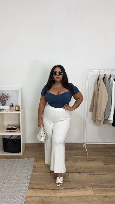 Elevated casual look 💙

Bodysuit is Popilush I have a discount code for you ladies : TIFF2217 for 15% off
Bodysuit size XL
Pants 1XL
#bodysuit #shapewear #curvy #midsize 


#LTKstyletip #LTKmidsize #LTKplussize