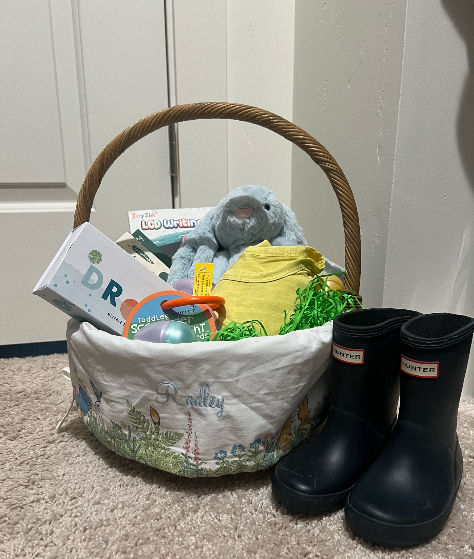 Toddler Easter basket ideas! 