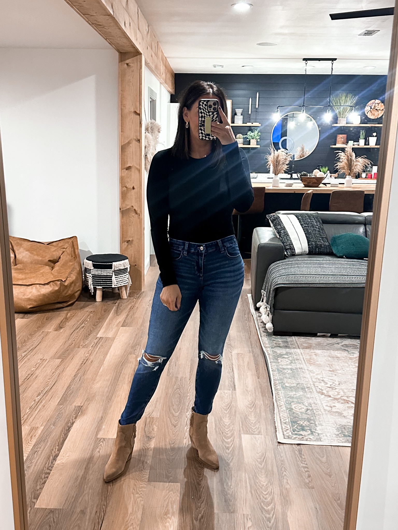 Bodysuit-medium
Jeans-4L
Boots-8

#LTKstyletip #LTKfindsunder50 #LTKsalealert
