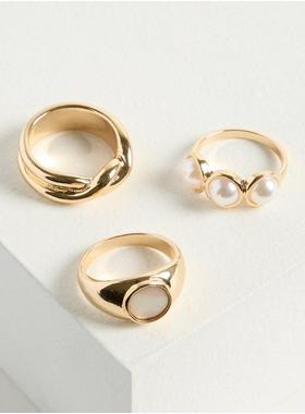 Pearl Signet Ring Set | Torrid (US & Canada)