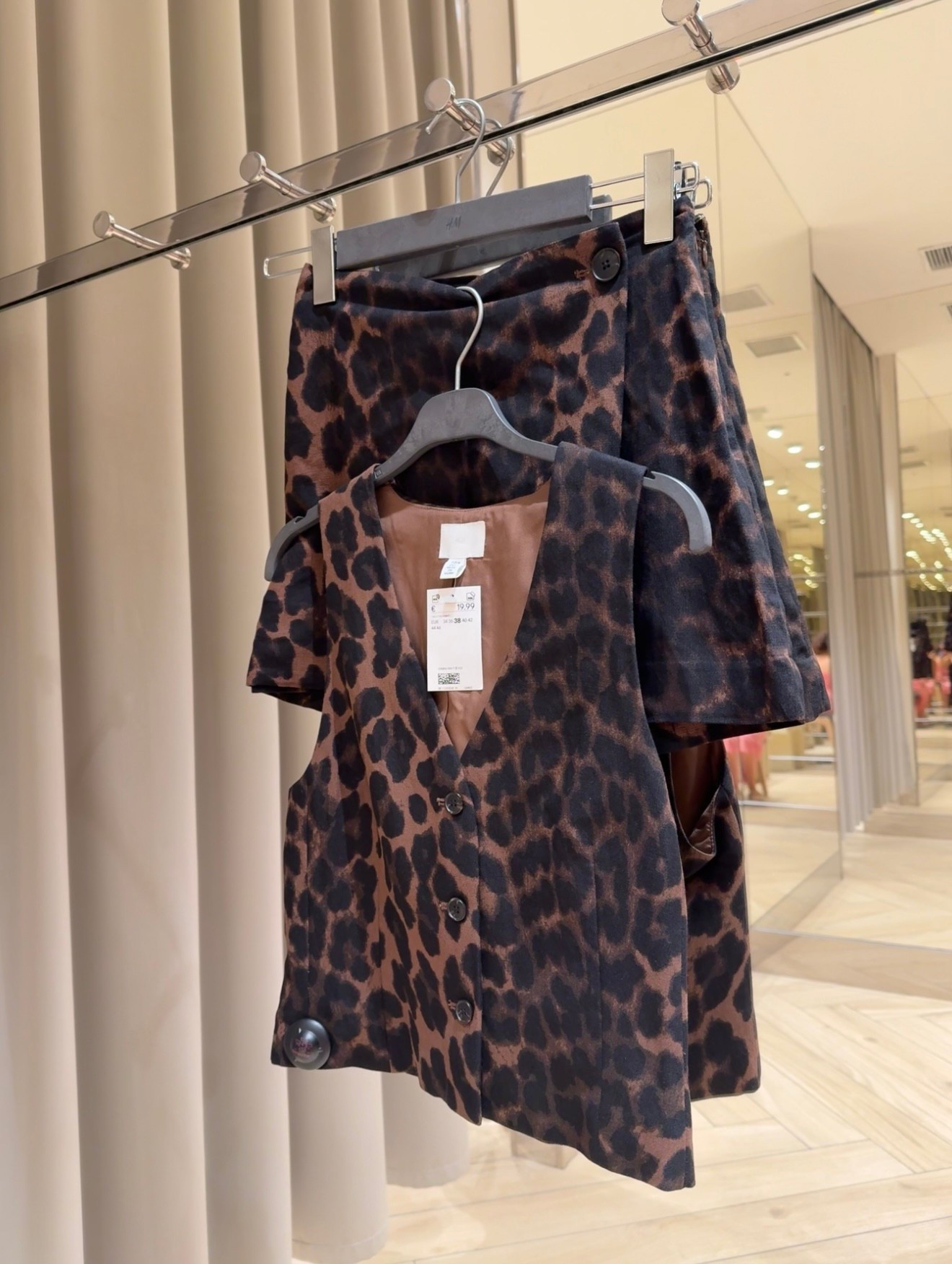 Leopard print co-ord ❤️‍🔥❤️‍🔥❤️‍🔥
Tags: H&M waistcoat skort skirt set mini animal trending fashion summer inspo outfit ideas city break chic women’s style Parisian 

#LTKstyletip #LTKsummer