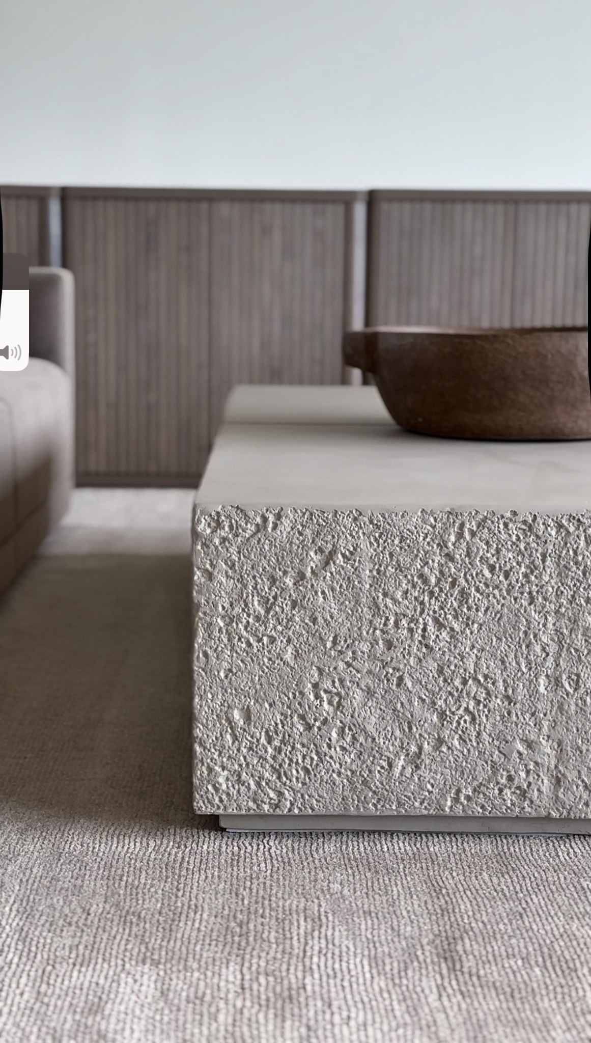 The texture, the tones, the calm. Every detail adds quiet character to this space. ✨


#NeutralHome #ModernDesign #TexturedDetails #CozySpaces #WarmNeutrals #HomeInspo #ModernLiving #EarthyTones #MinimalHome #InteriorInspo

#LTKU #LTKStyleTip #LTKHome