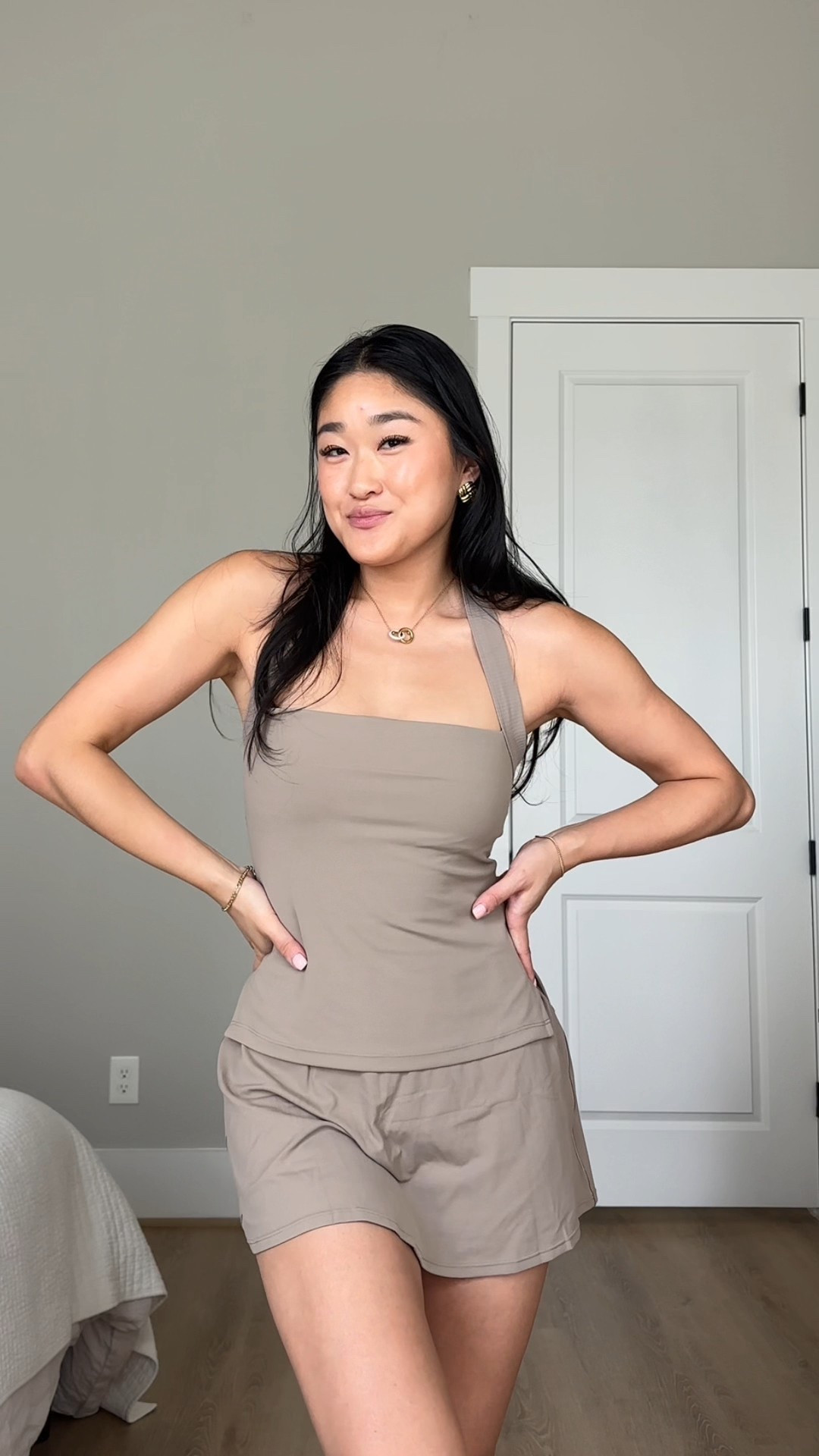 OFFLINE by Aerie set!! So obsessed with the fit, fabric, quality, everything 🩷 size extra small, 5’3” for reference! 

#LTKSaleAlert #LTKActive #LTKFindsUnder50