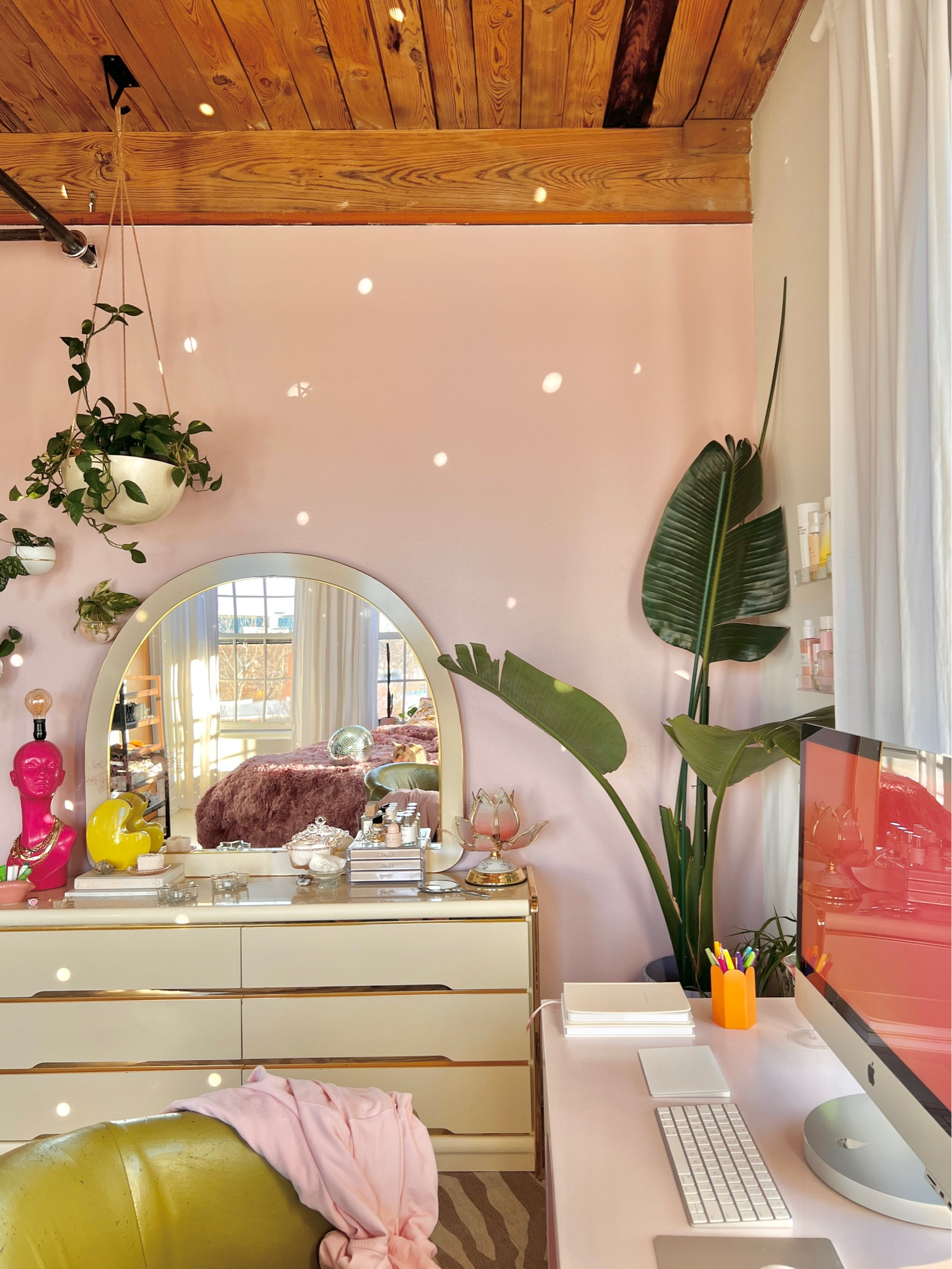 pink, eclectic bedroom decor - apartment living💗

#LTKhome #LTKFind #LTKunder50