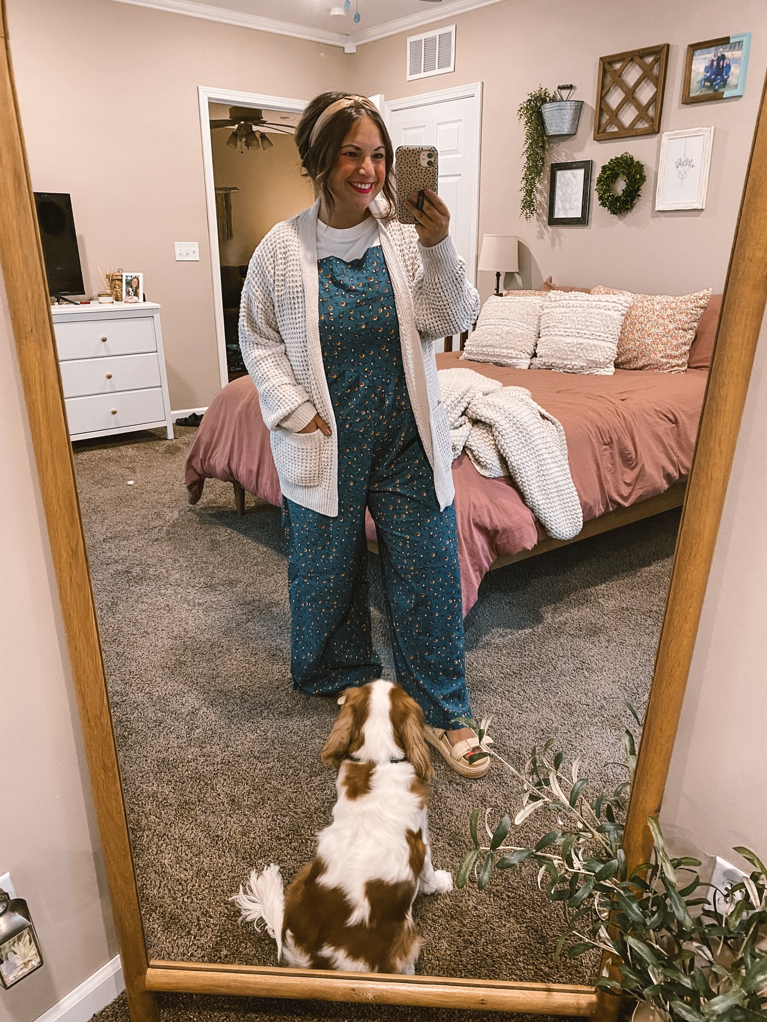 Adding a neutral cardigan is my fav way to transition my summer wardrobe to fall. 

sandals: fit a tad oversized // wearing a 5
muscle tee: fits true to size // wearing a large
overalls: fit true to size // wearing a large
cardigan: fits oversized // wearing a medium (fits like a large)

#LTKFindsUnder50 #LTKFindsUnder100 #LTKStyleTip