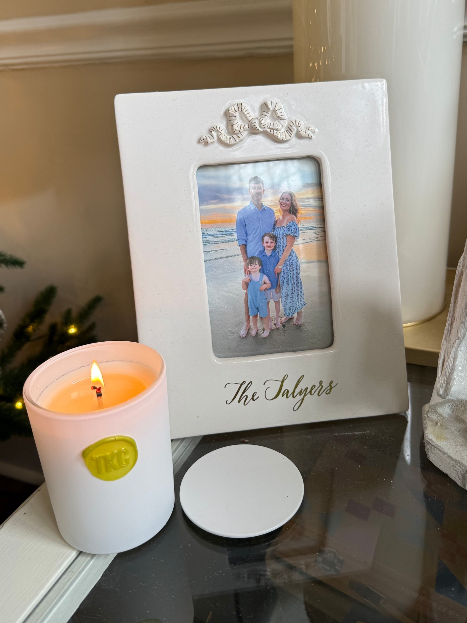 Custom picture frame from Susan Gordon Pottery… one of my favorites in our home 🤍 Candle is non-toxic and smells like Christmas perfection (it’s by The Kenzie Collective)

Both would make amazing gifts for her or for the homebody ✨

#LTKHome #LTKGiftGuide #LTKHoliday
