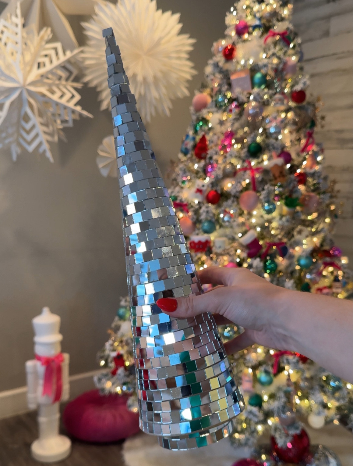 My DIY disco tree 🌲🪩

Here is the target version if you want disco holiday decor without the diy!

#LTKGiftGuide #LTKSeasonal #LTKHoliday