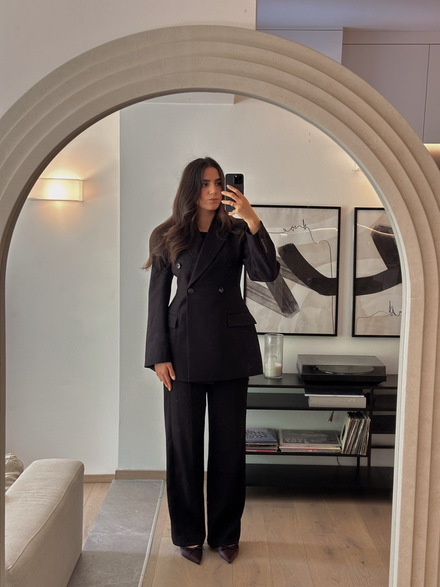 This black blazer is such a gorgeous find! So so happy with the fit! The shaping is so good!

#LTKuk #LTKautumn #LTKeurope