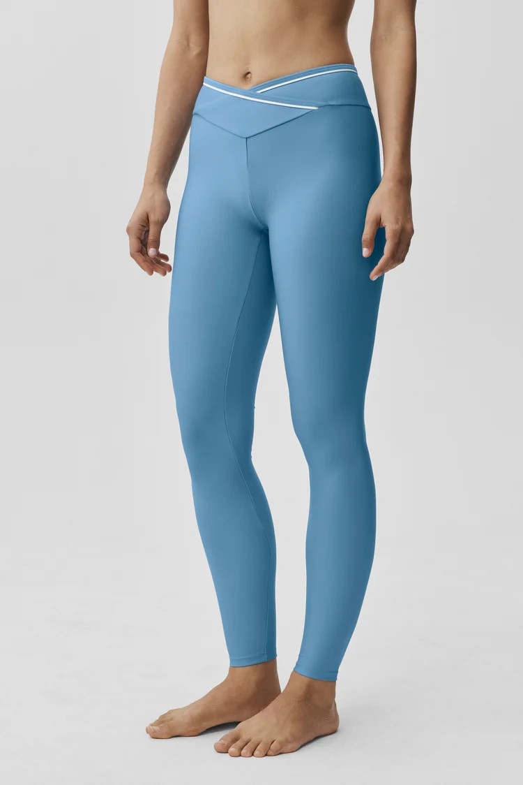 Airlift High-Waist Trifecta Legging | Alo Yoga