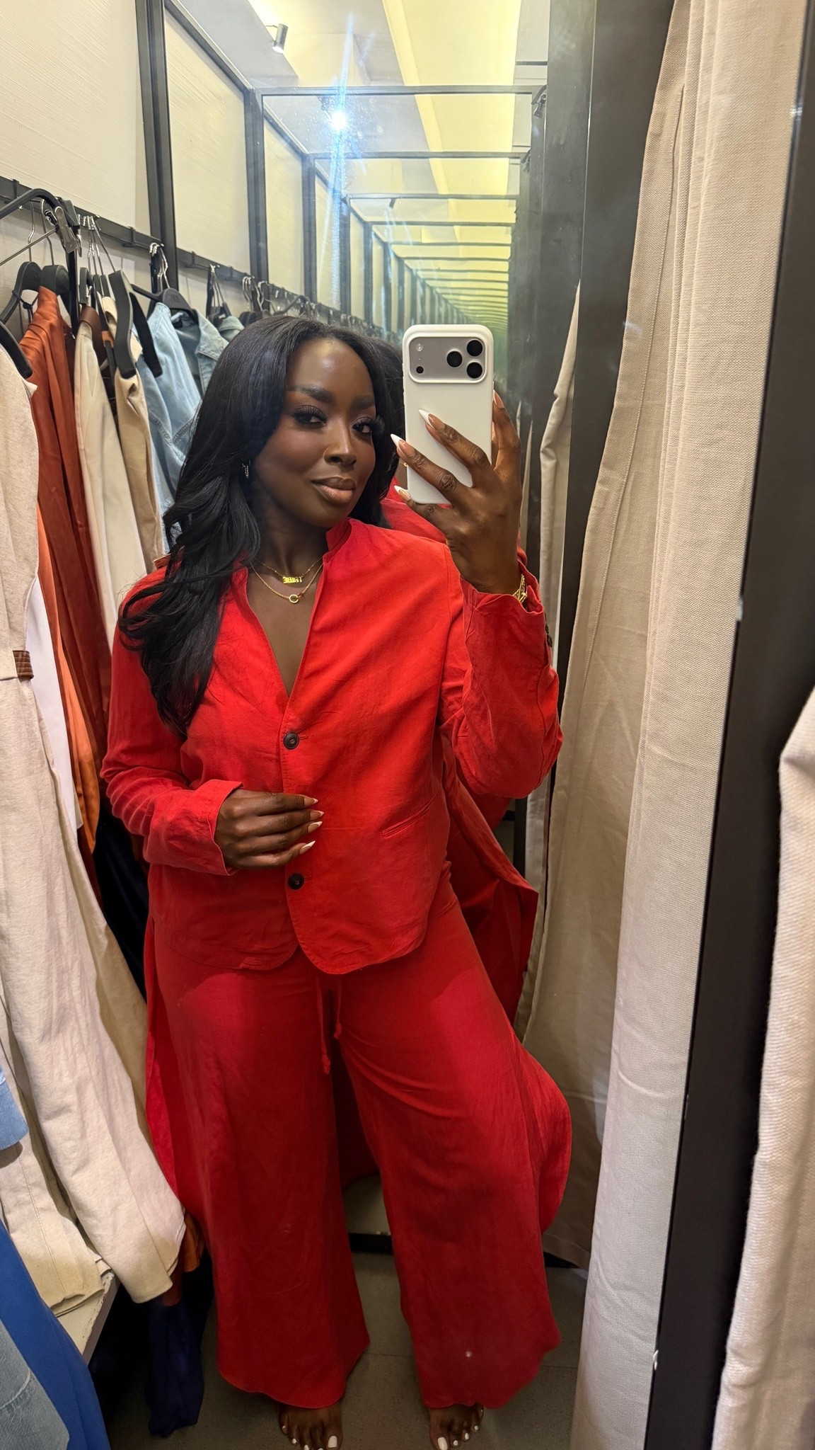 Wearing a large and the top and bottom of this RED LINEN set from ZARA. An XL would fit much better on the bottom for me.