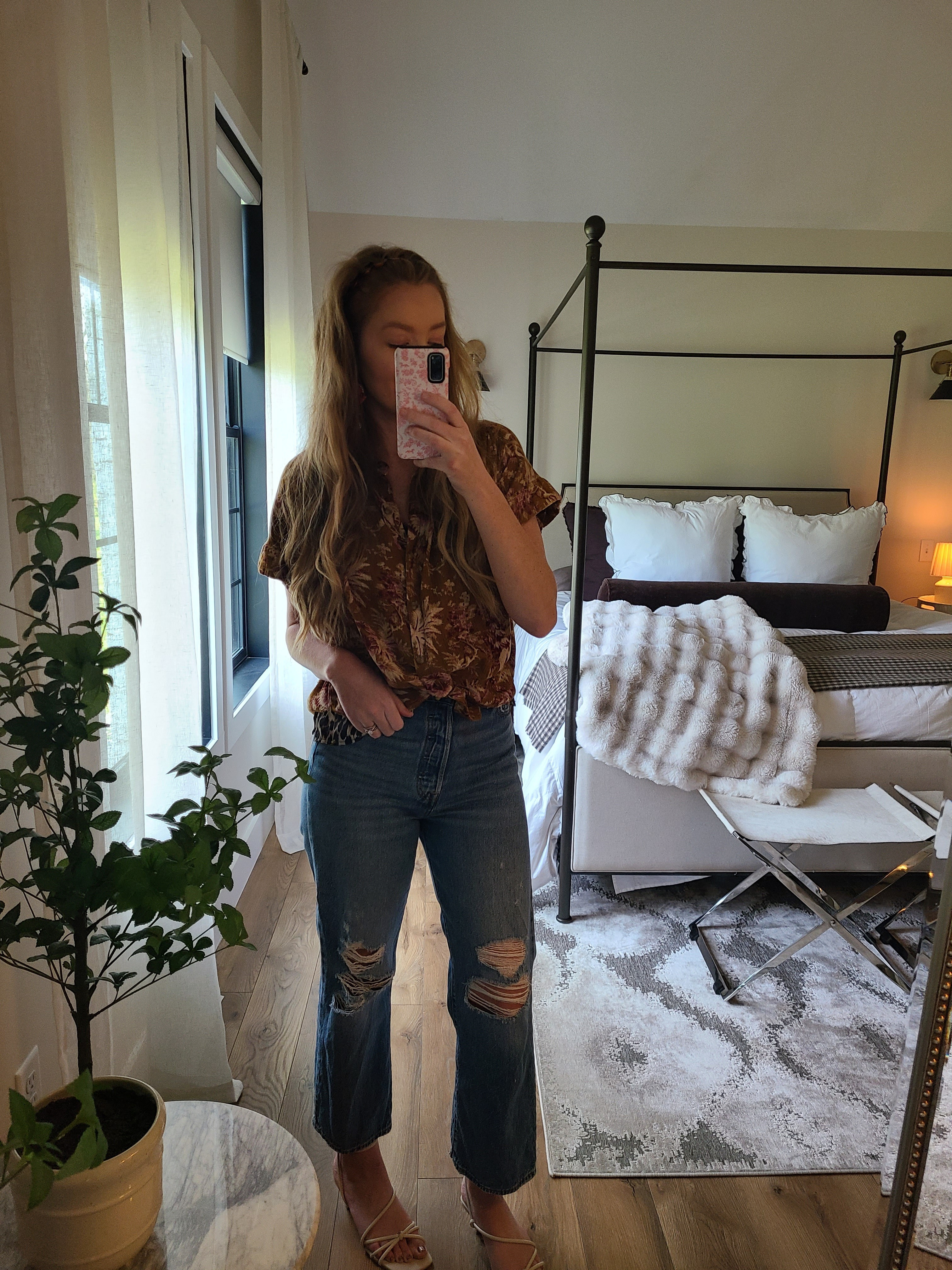 Mom on the go spring OOTD

#LTKgrwm #LTKootd #LTKHome