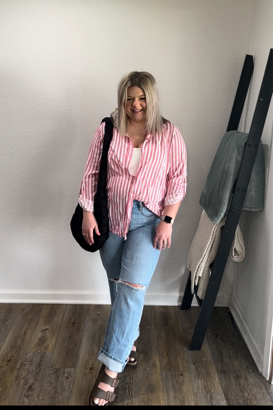 Medium in top, linked similar 

#LTKmidsize #LTKfindsunder50 #LTKstyletip