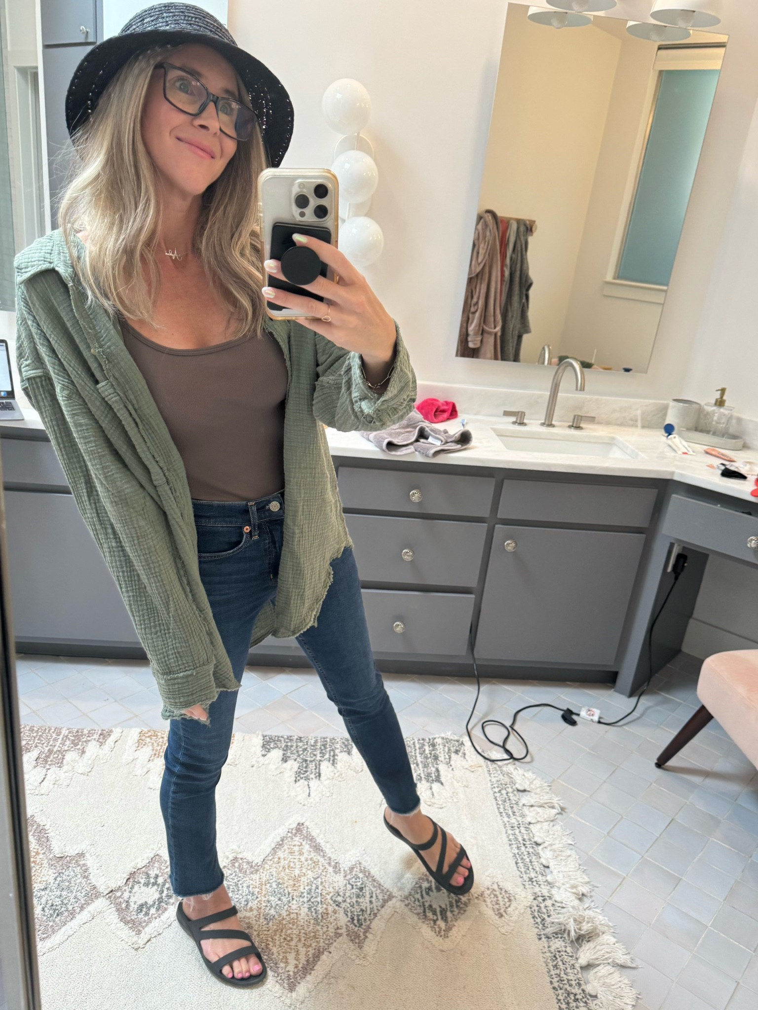 Today’s casual outfit! 🙌

#LTKOver40 #LTKFindsUnder50 #LTKStyleTip