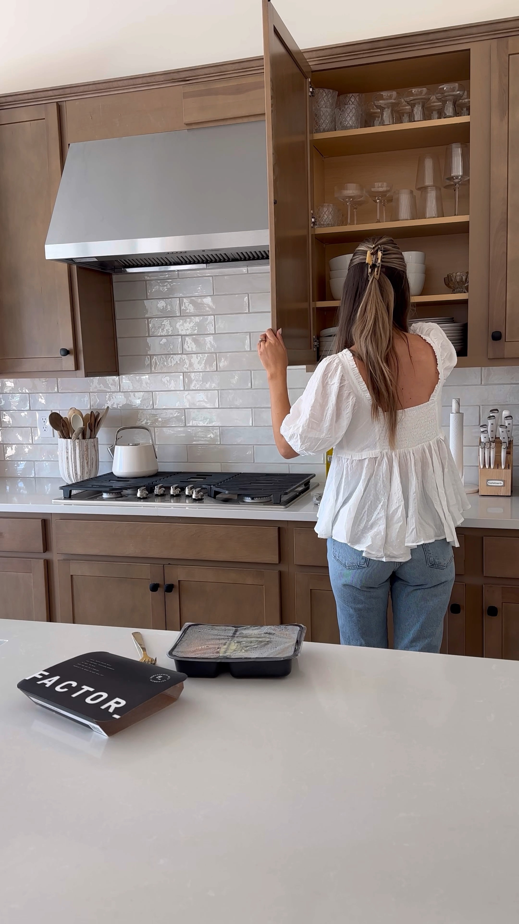 I’m definitely choosing not to cook while Brandon’s gone 🤣🤍. But still eating Truffle Butter Filet Mignon 😍🙌🏽. If I can avoid a mess & have a quick yummy dinner without clean up that’s worth it for me 🙃👏🏽. We’ve been eating @factormeals forever so I was so excited to share a discount with y’all for 50% off your first order with code 50NICOLE 🥩🥕🥔🤍. #Factor #ad

#LTKhome