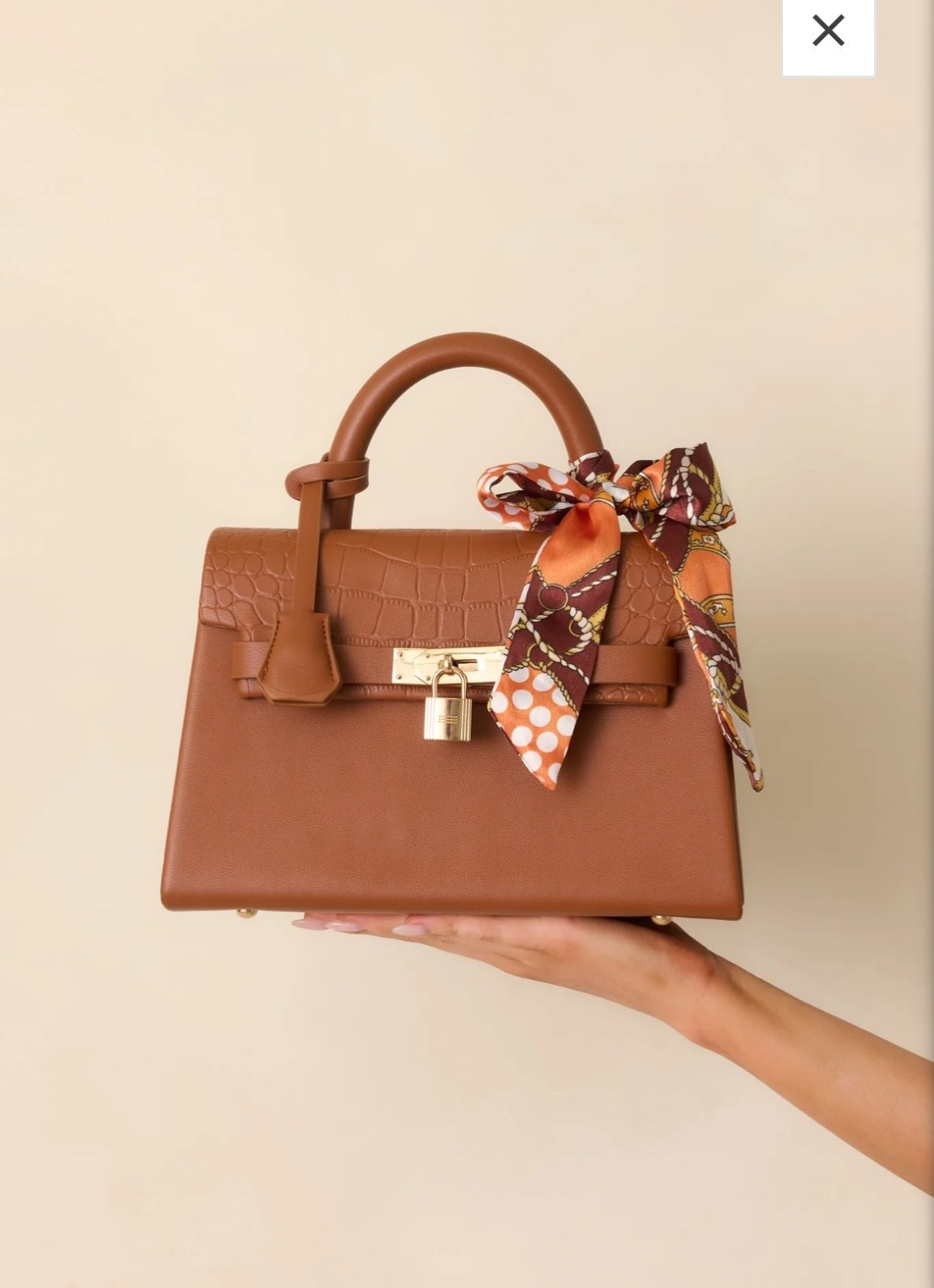 Fall fashion , fall outfits , fall styles , handbags , accessories 

#LTKFindsUnder100 #LTKautumn #LTKSeasonal