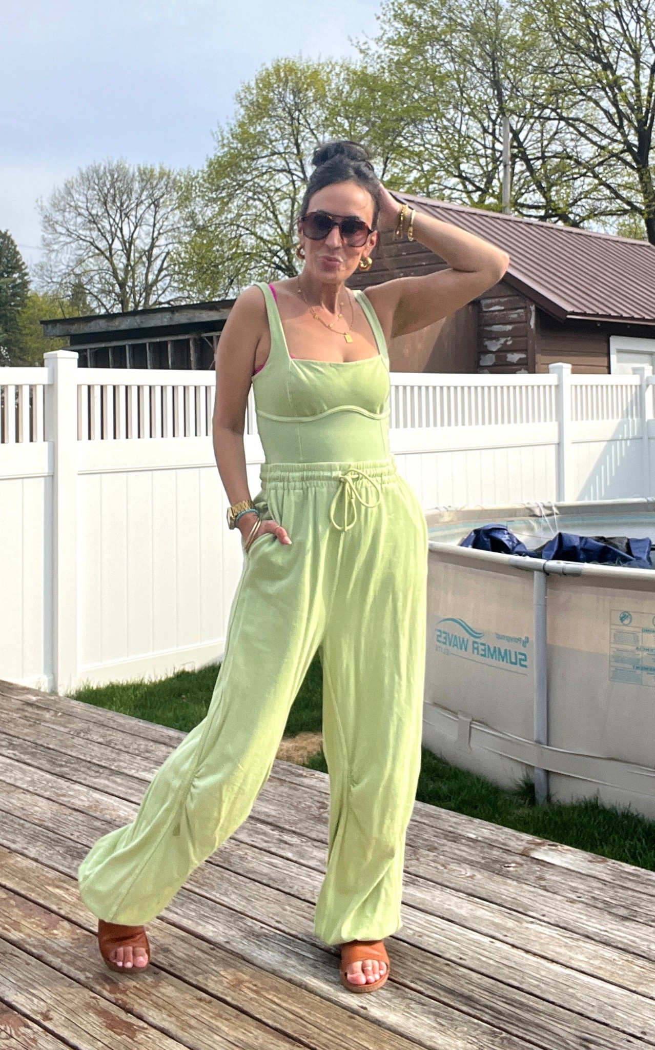 The sun made it’s appearance here in NY 
Wearing a size medium 

#LTKMidsize #LTKStyleTip #LTKFindsUnder100