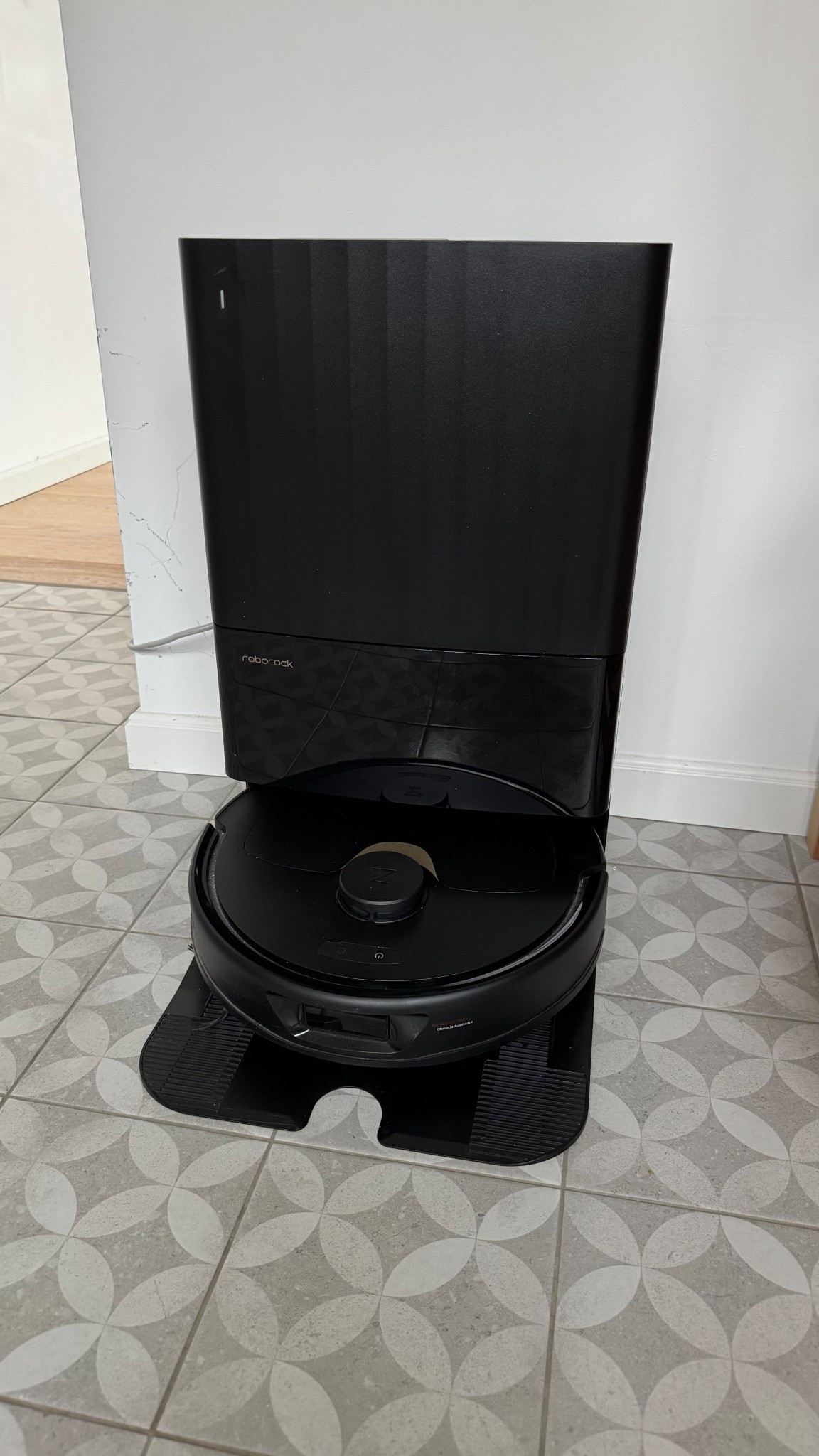 Heute ist Black Friday und ich zeige euch ein paar meiner liebsten Haushalts-Helfer, die bei uns regelmäßig im Einsatz und gerade auf Amazon richtig reduziert sind 🥰

Unseren Roborock Q Revo haben wir seit 3 Jahren (!) und er kann nicht nur Saugen und Wischen, sondern hat auch eine automatische, selbstreinigende Entleerungs- und Auffüllstation und wird komplett per App gesteuert wird - so eine Entlastung in meinem stressigen Mama Alltag! 🙏🏻 | Anzeige @amazonde

#LTKdeutschland #LTKCyberWeek #LTKsale