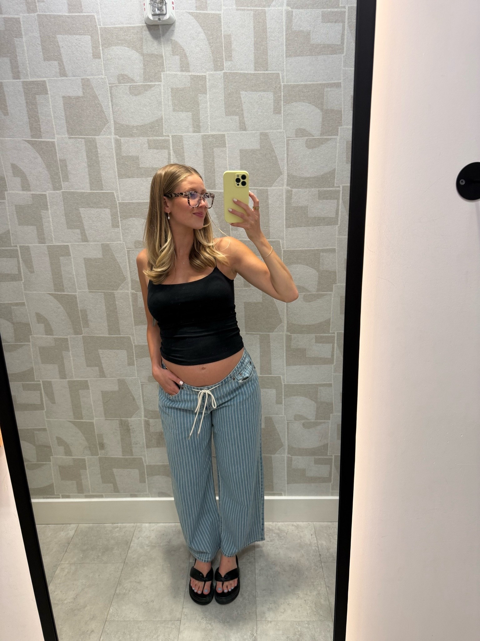 Another super cute bump-friendly outfit from @abercrombie

#LTKxAbercrombie #LTKBump #LTKootd
